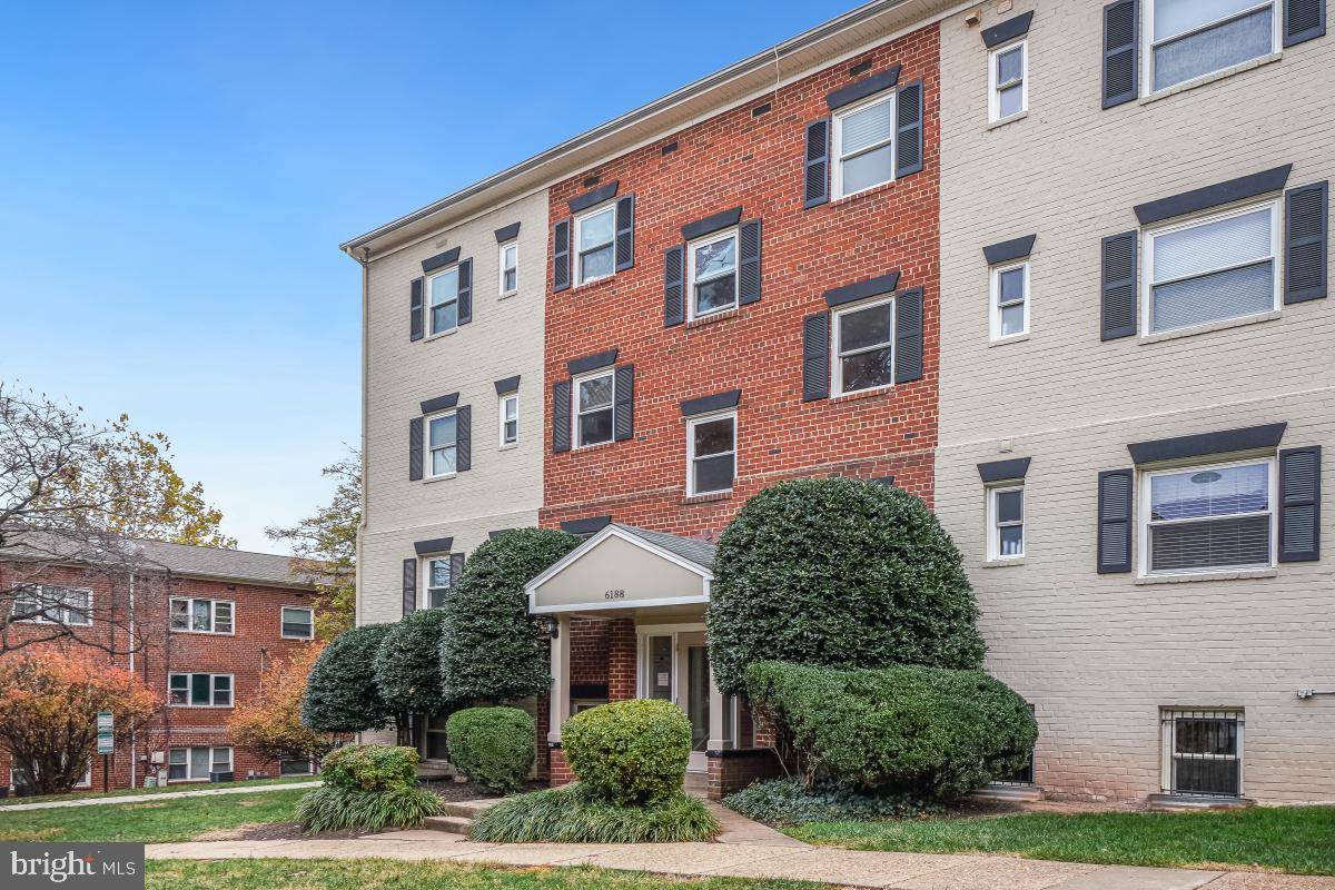 Falls Church, VA 22044,6188 GREENWOOD #101