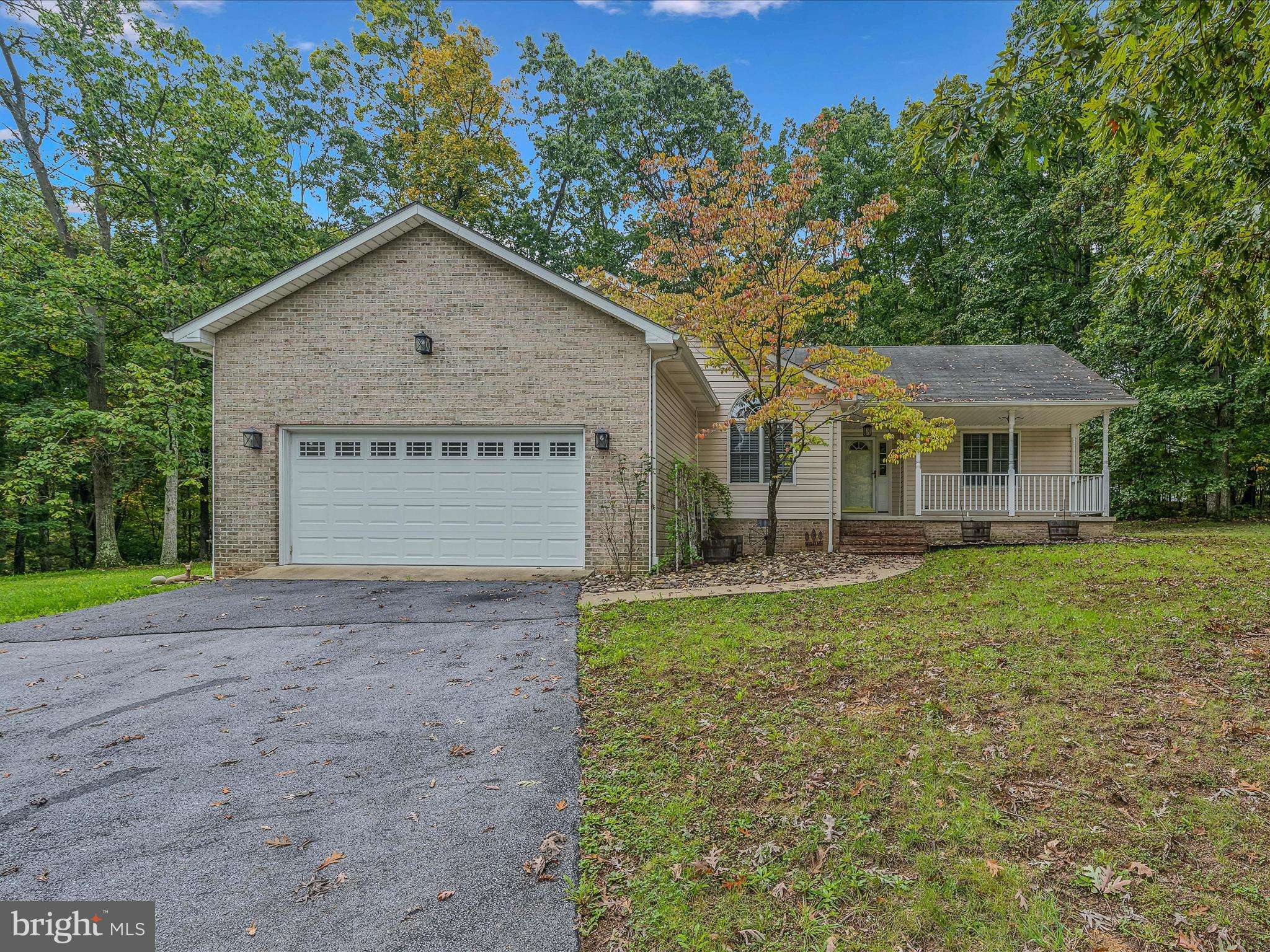 Inwood, WV 25428,488 CHANTILLY LN