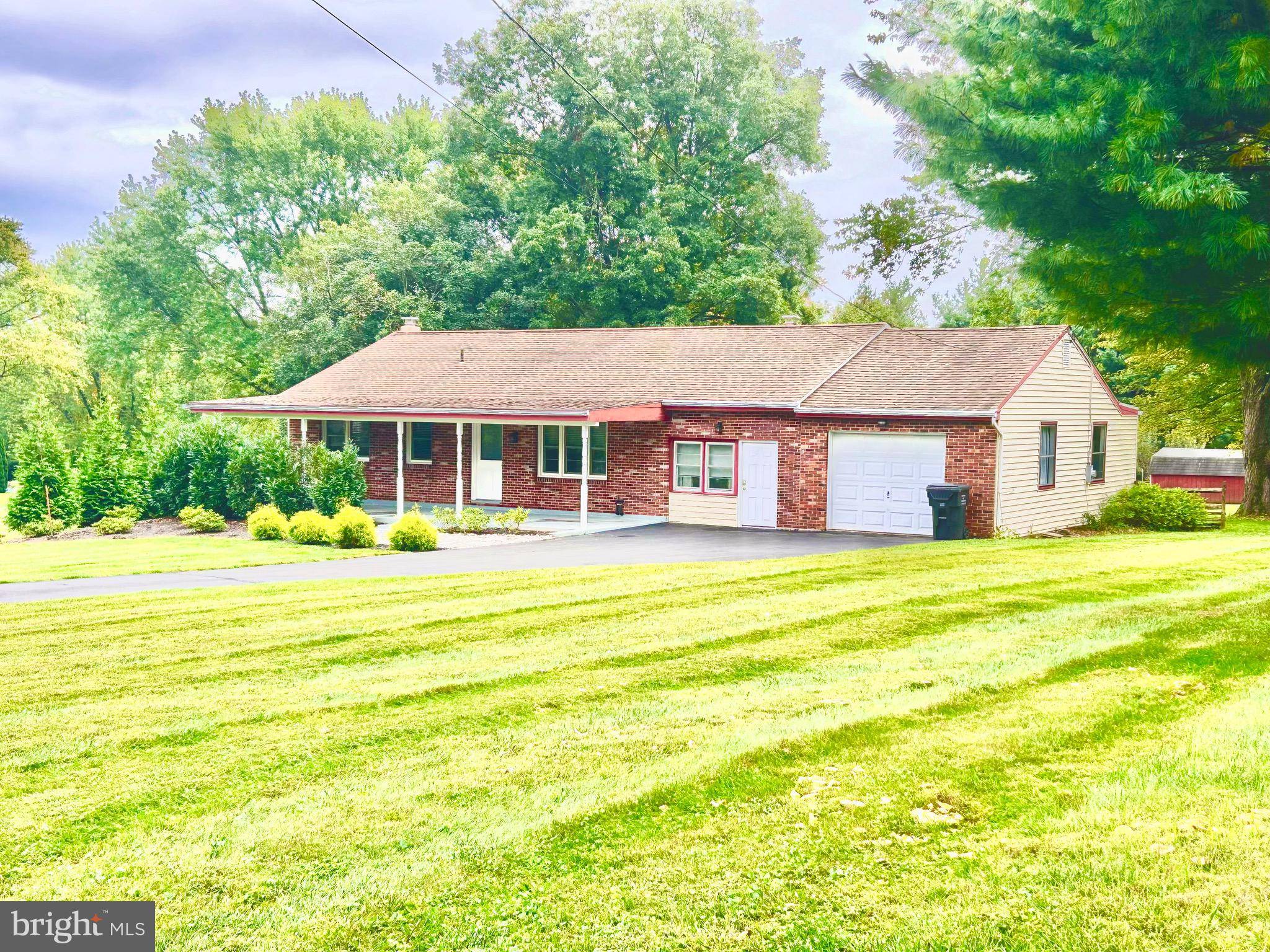 Cochranville, PA 19330,219 FAGGS MANOR RD