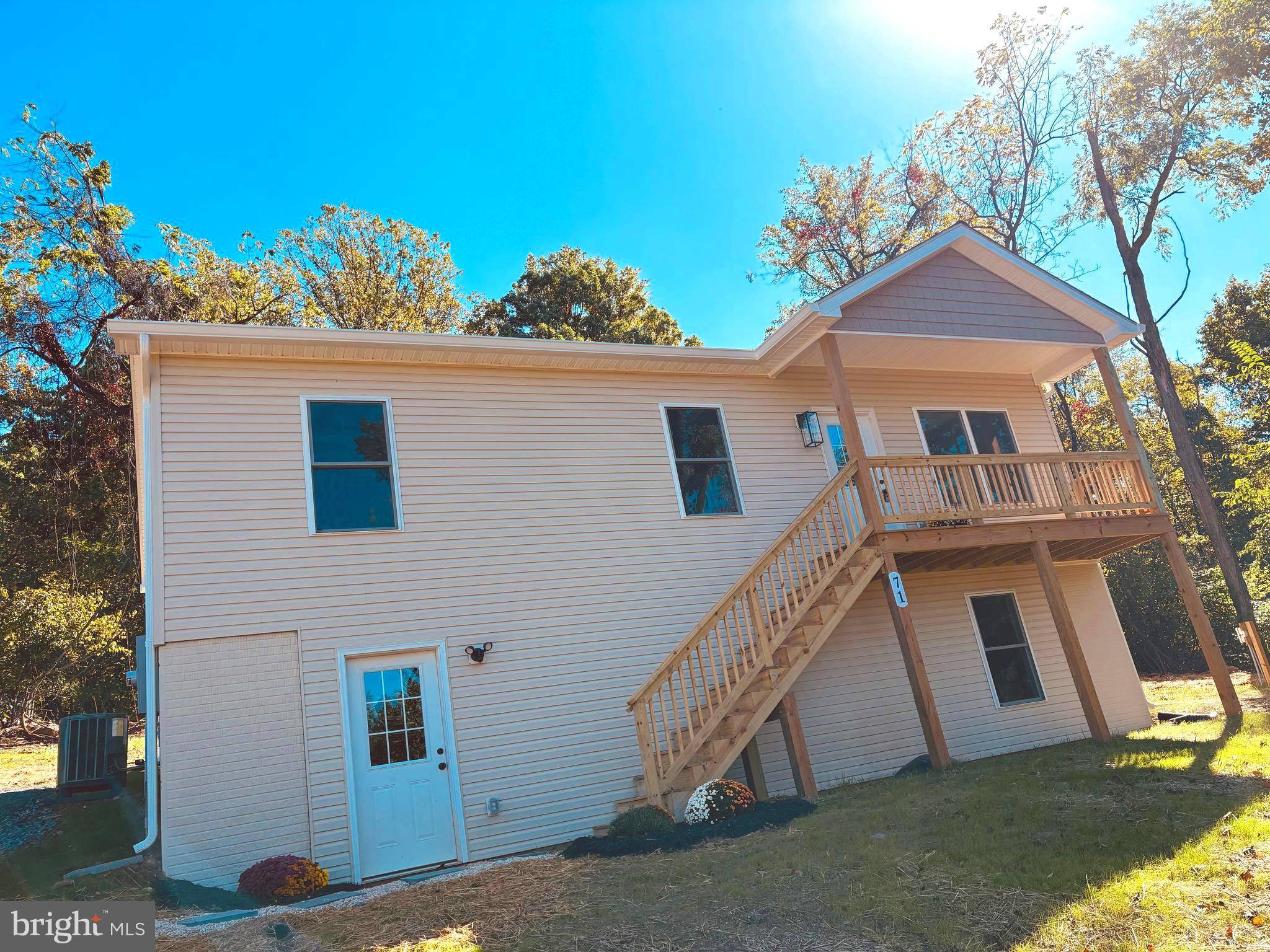 Linden, VA 22642,71 STECHER CT