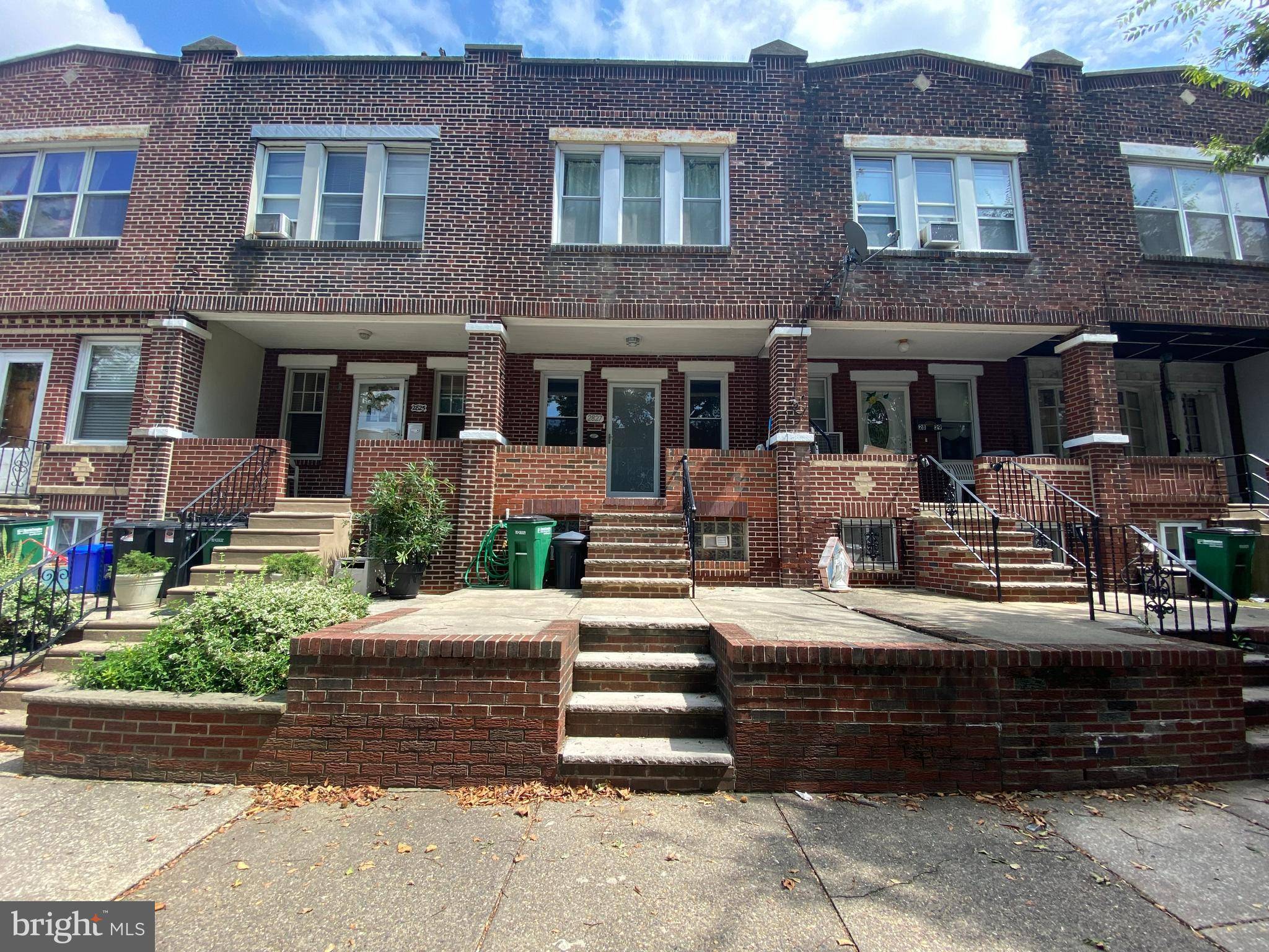 Philadelphia, PA 19148,2827 S MARVINE ST