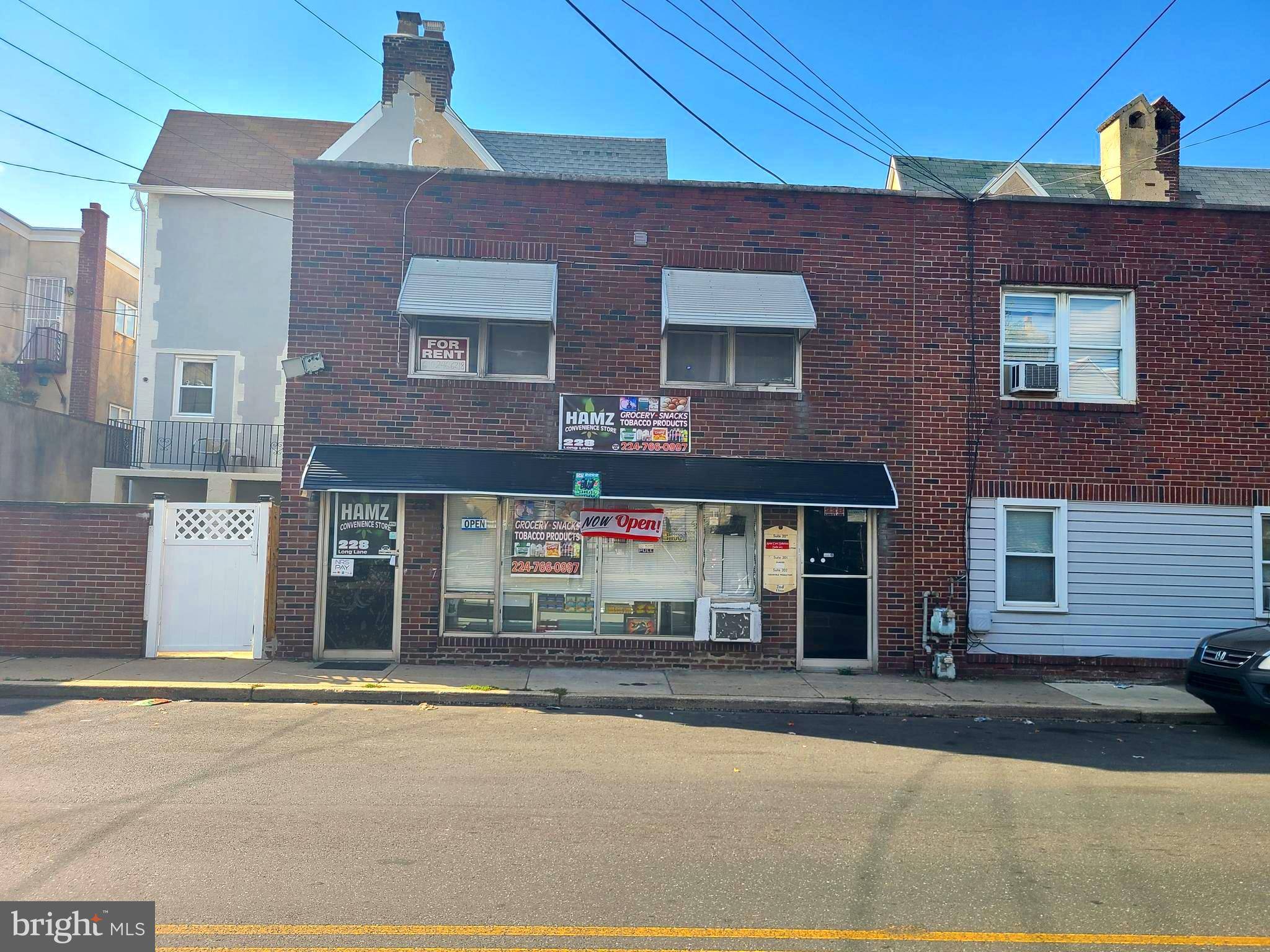 Upper Darby, PA 19082,228 LONG LN