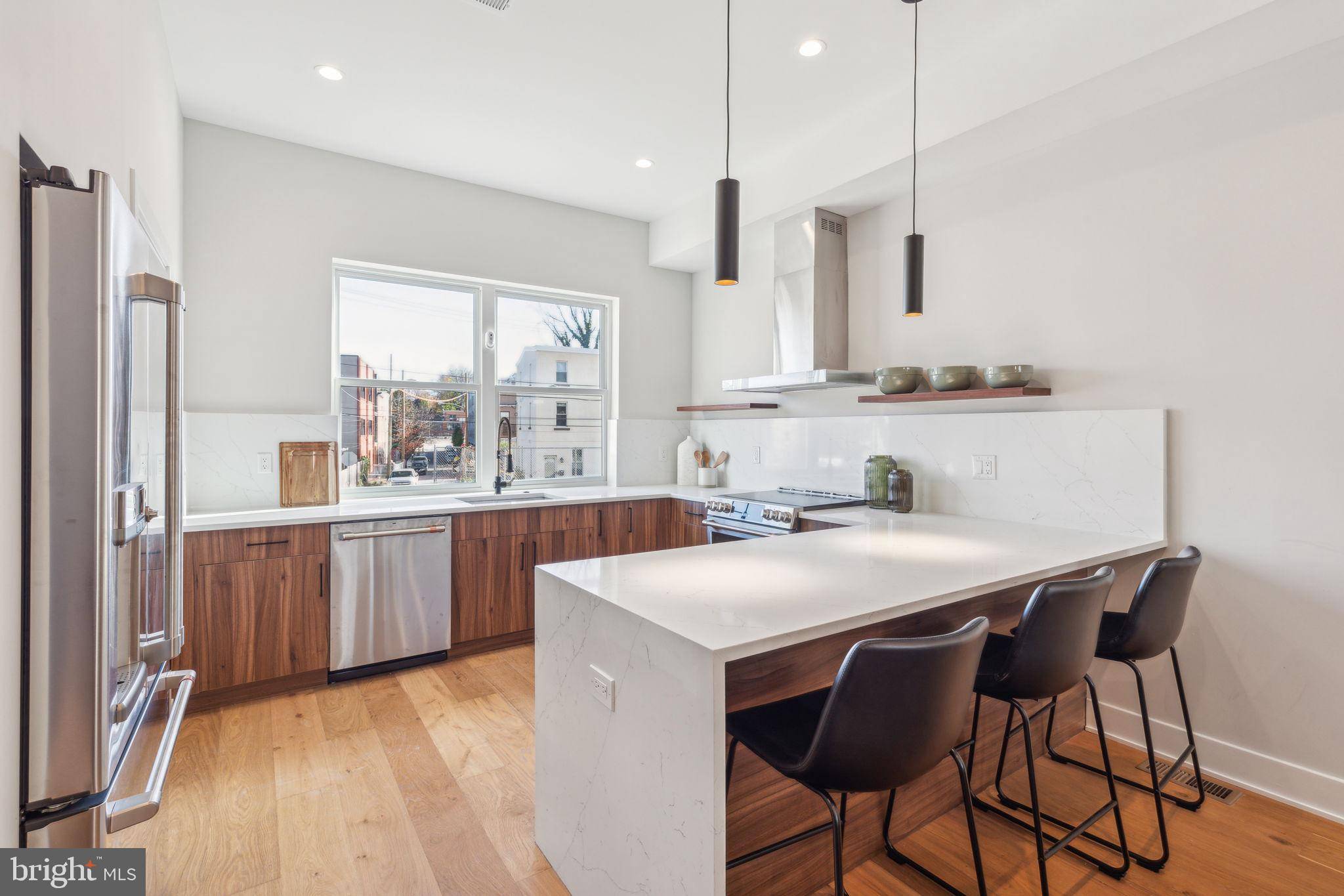 Philadelphia, PA 19132,3845 RIDGE AVE