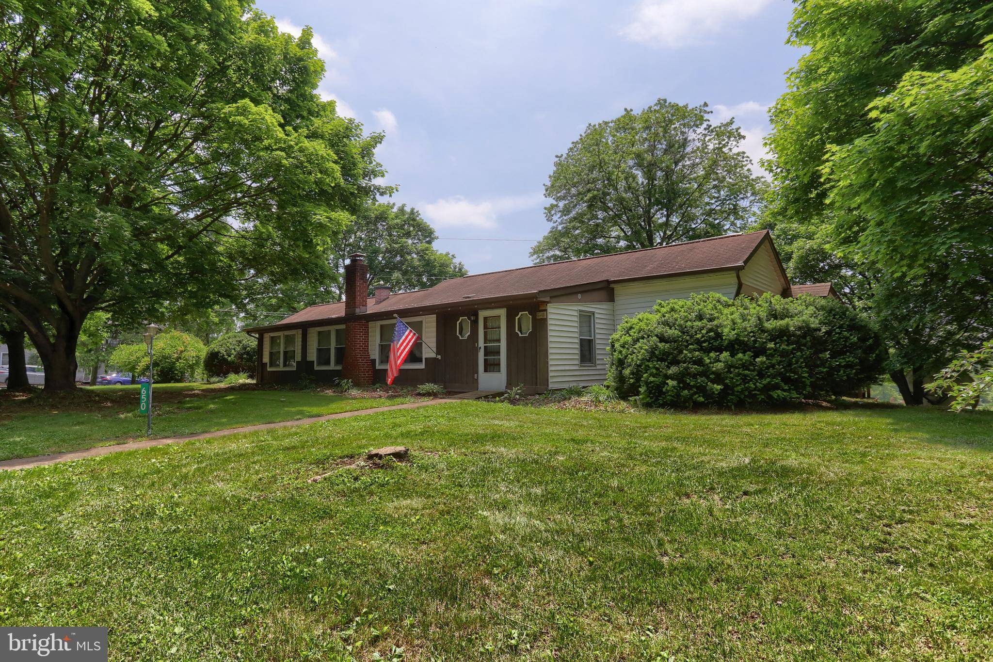 Fredericksburg, PA 17026,650 MECKVILLE RD