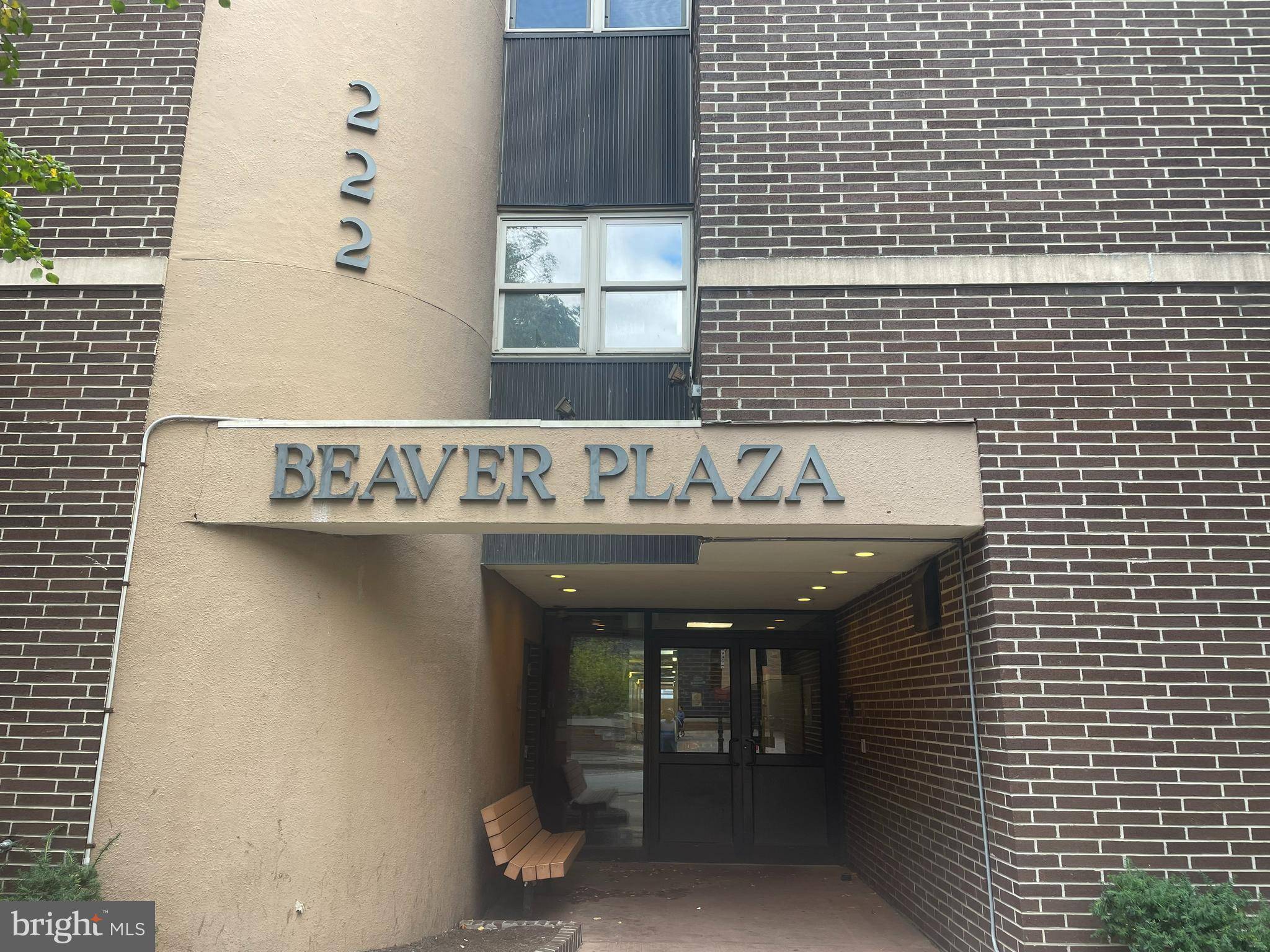 State College, PA 16801,222 W BEAVER AVE #604