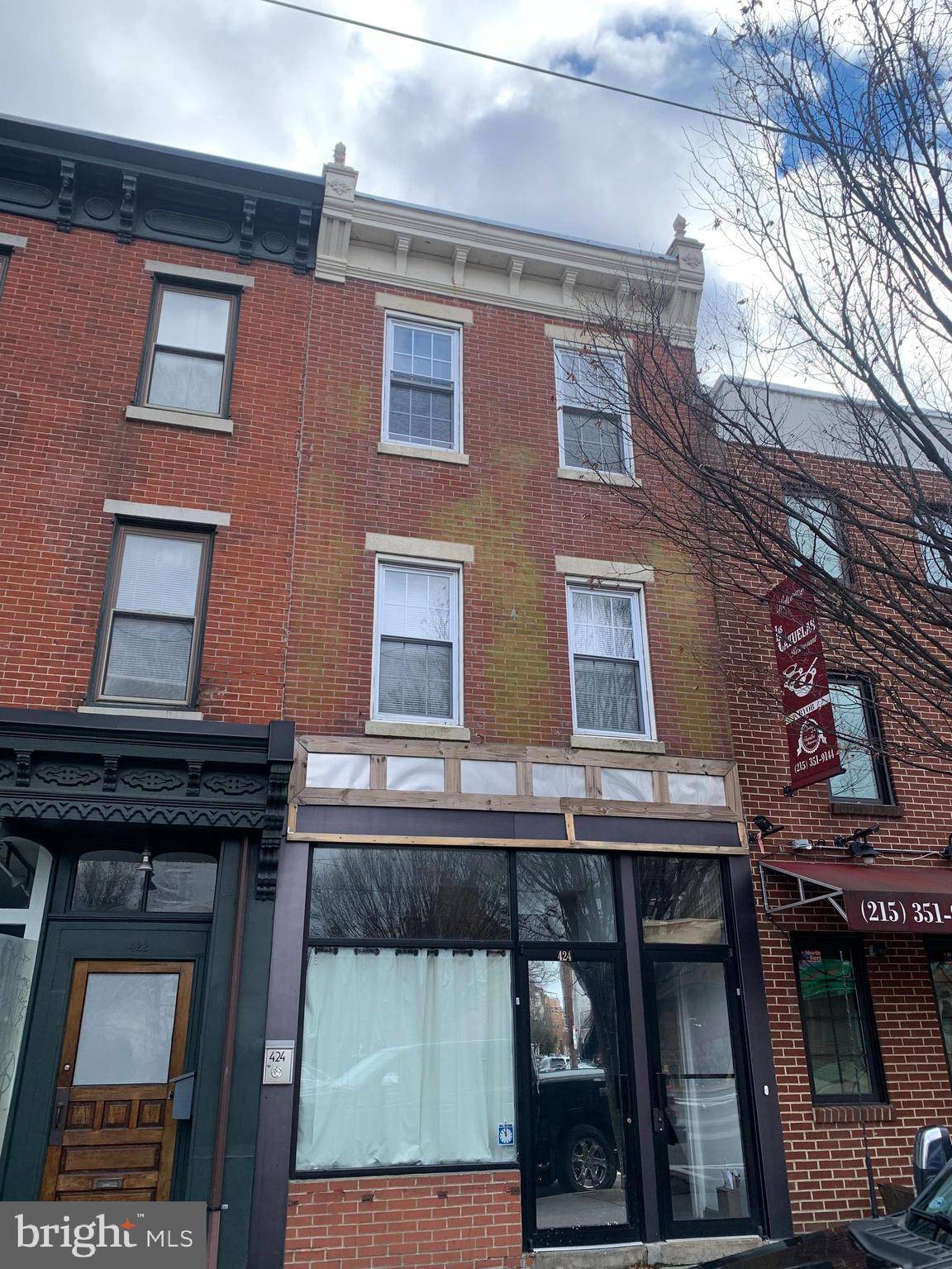 Philadelphia, PA 19123,424 W GIRARD AVE #COMMERCIAL