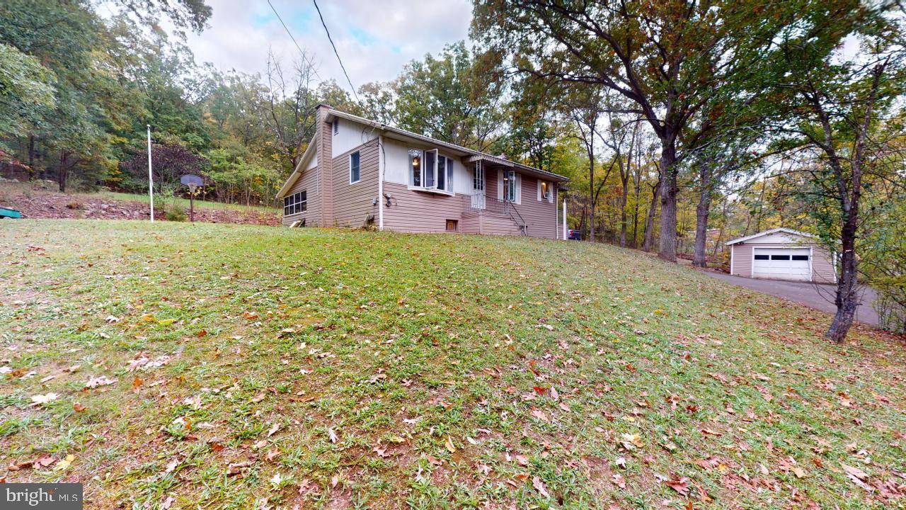 Keyser, WV 26726,794 HERSHEY HOLLOW RD