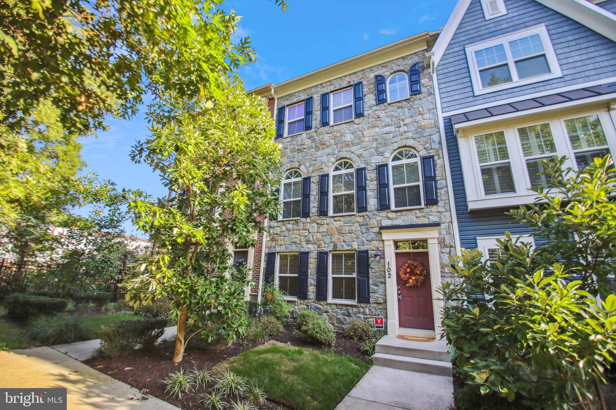 Annapolis, MD 21401,102 WATERLINE CT