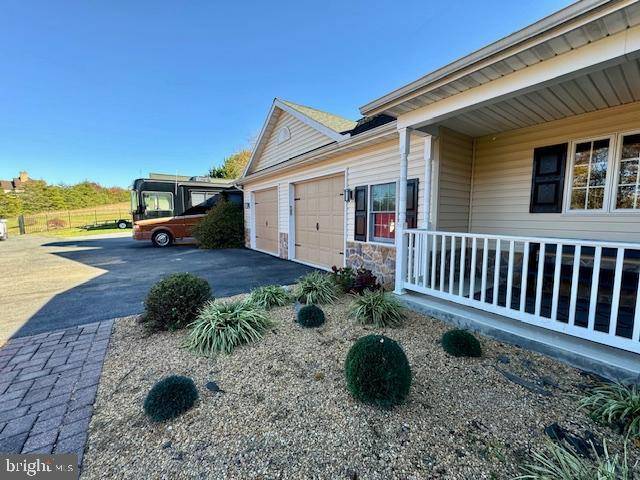 Berkeley Springs, WV 25411,469 MEADOWLARK LN