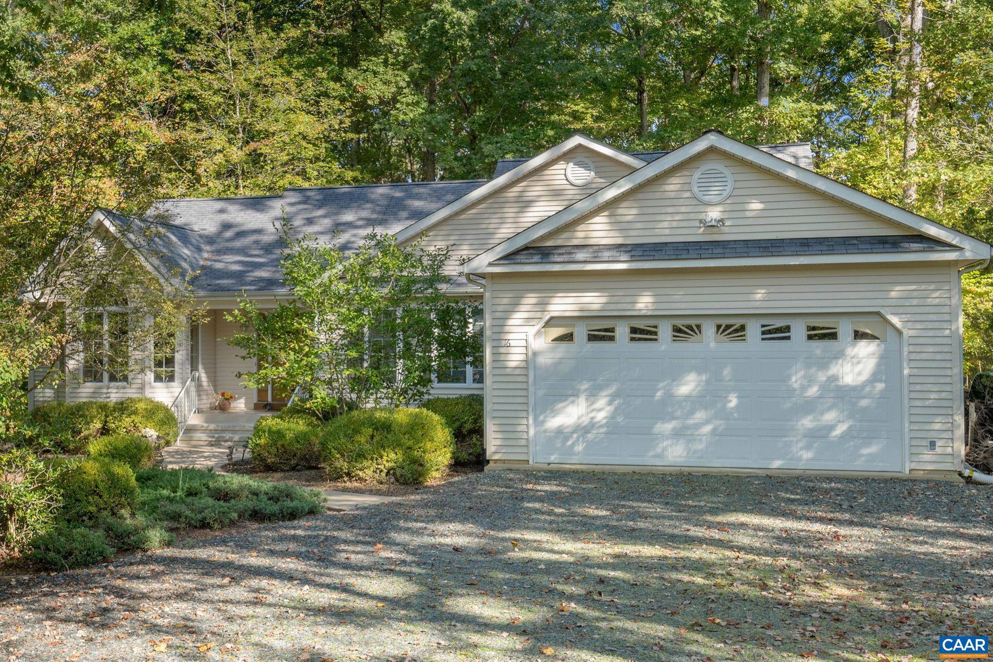 Palmyra, VA 22963,16 BRIDLEWOOD DR