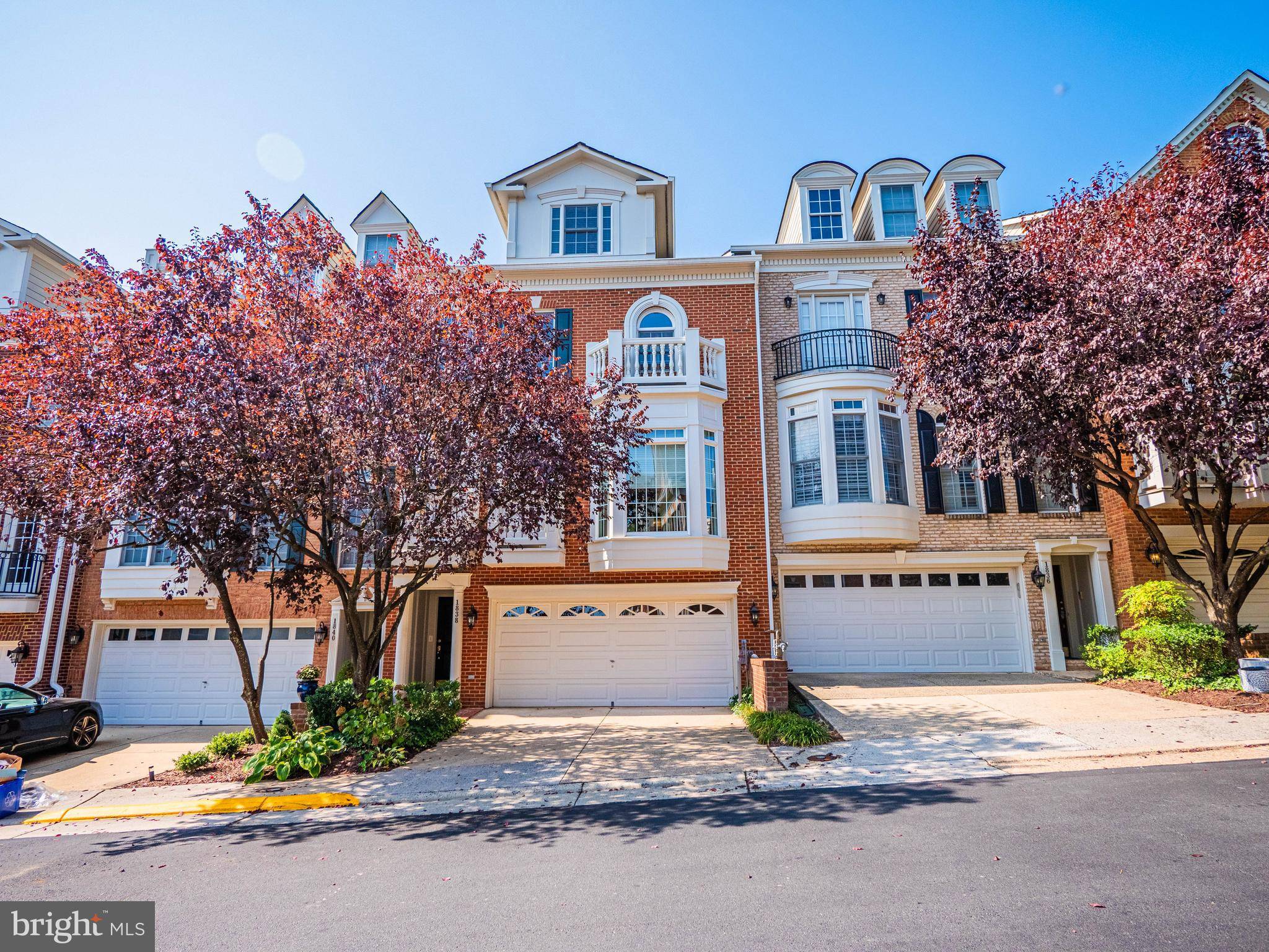 Mclean, VA 22102,1838 FONTHILL CT #14