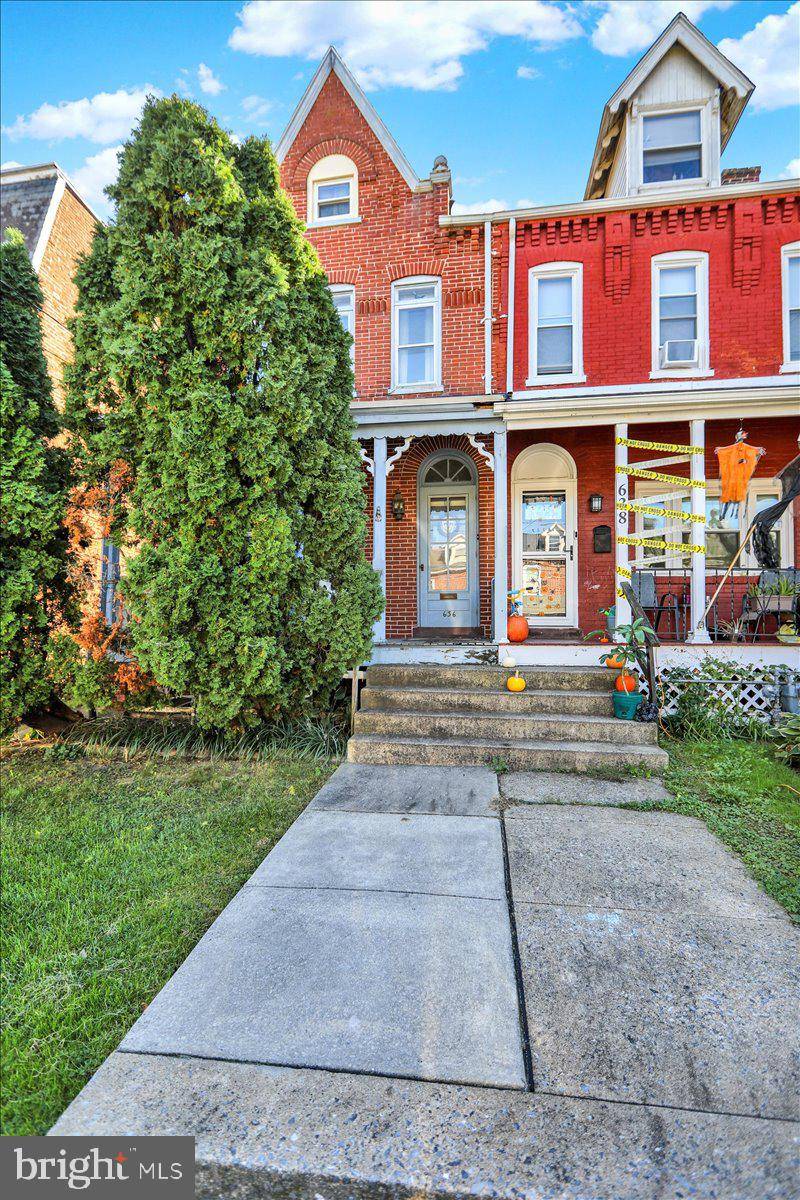 Lancaster, PA 17603,636 4TH ST