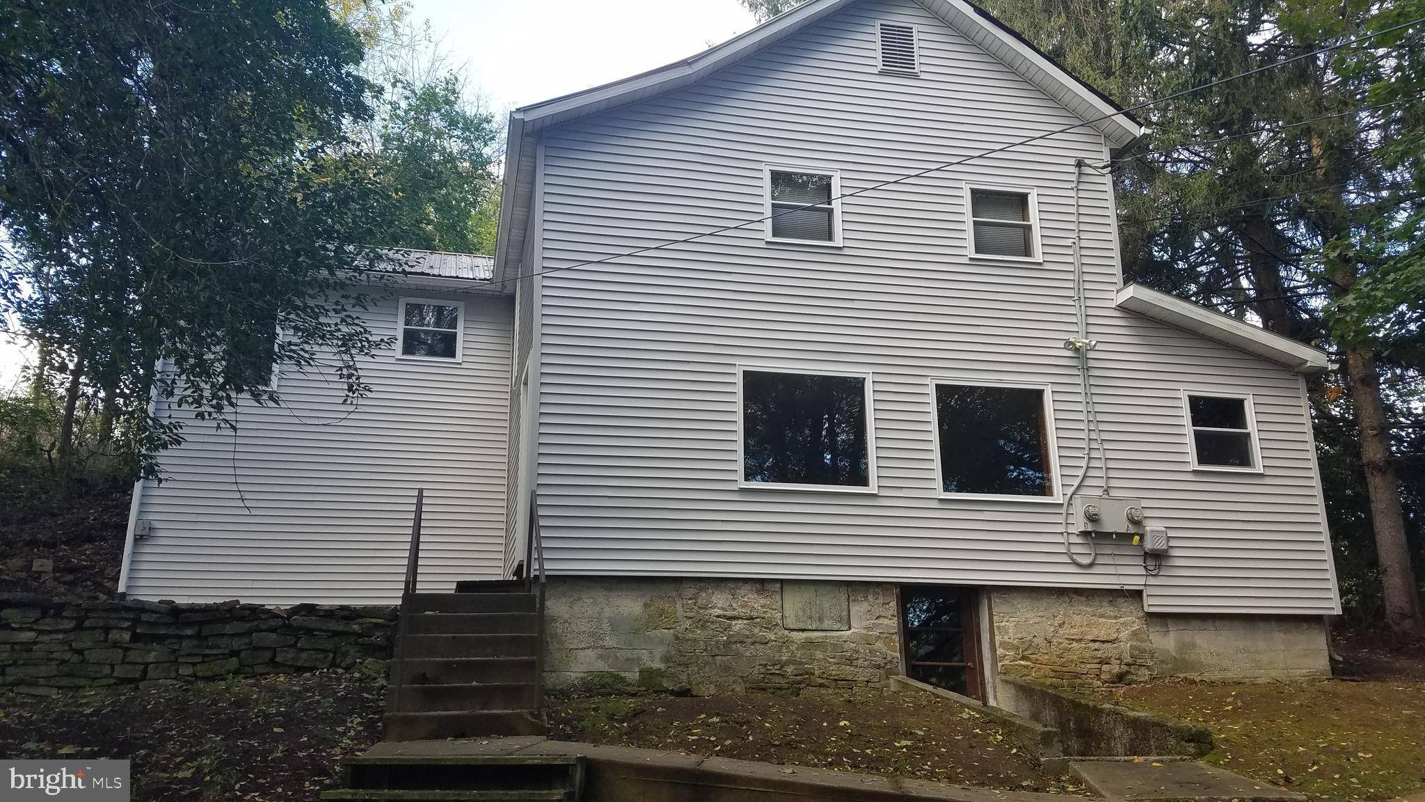 Bellefonte, PA 16823,329 MYRTLE ST