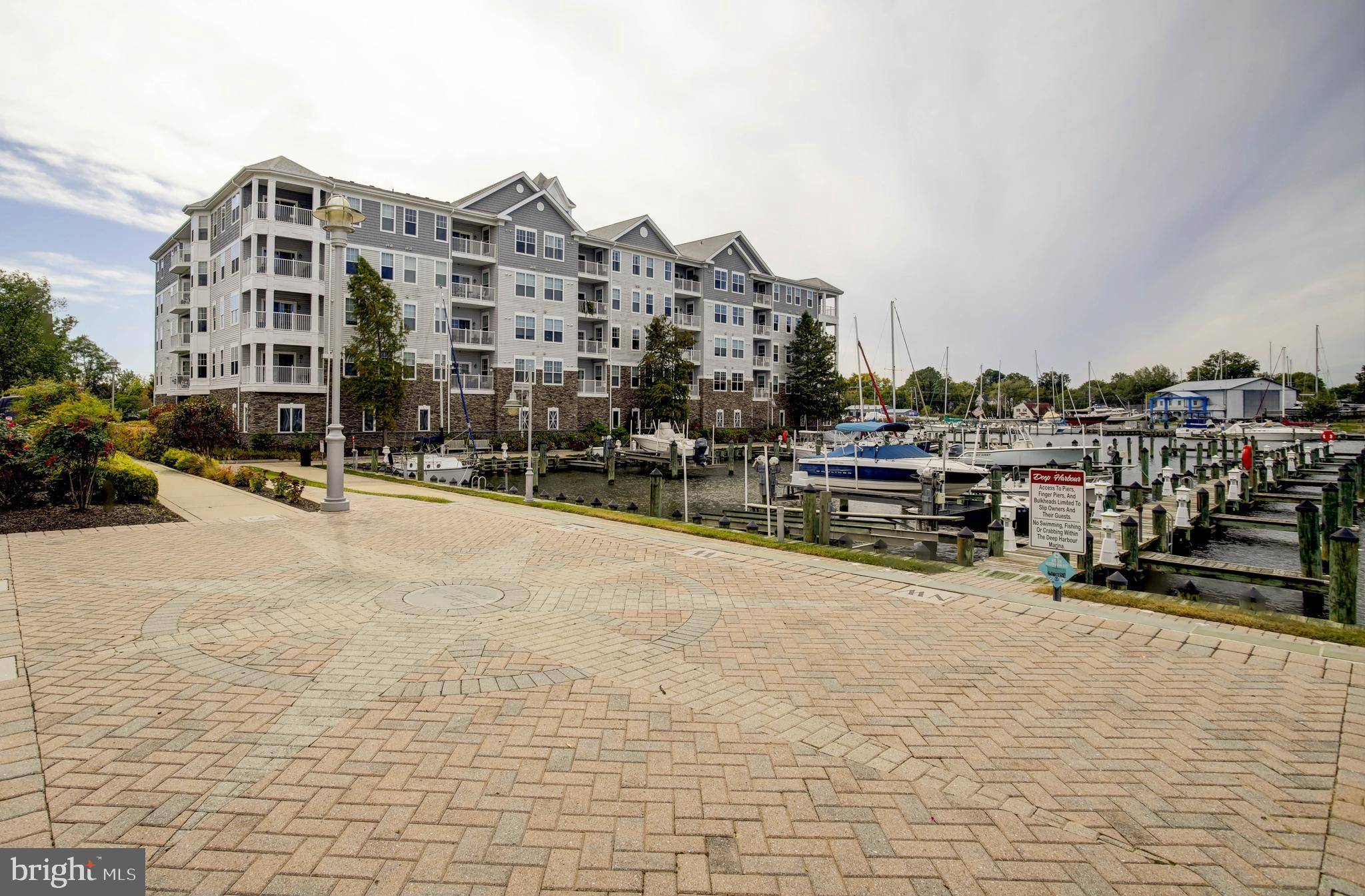 Cambridge, MD 21613,900 MARSHY CV #307