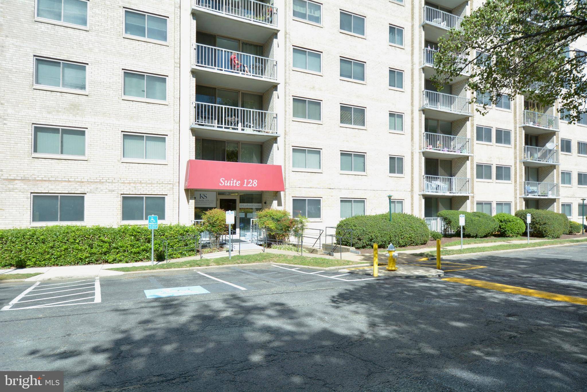 Alexandria, VA 22302,2500 N VAN DORN ST #1211