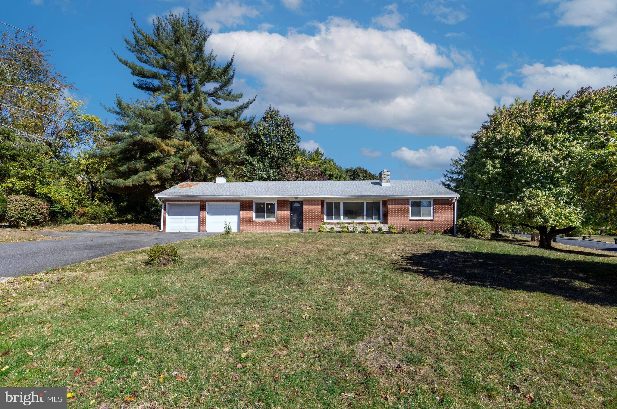 Upper Chichester, PA 19061,1084 FLORA LN