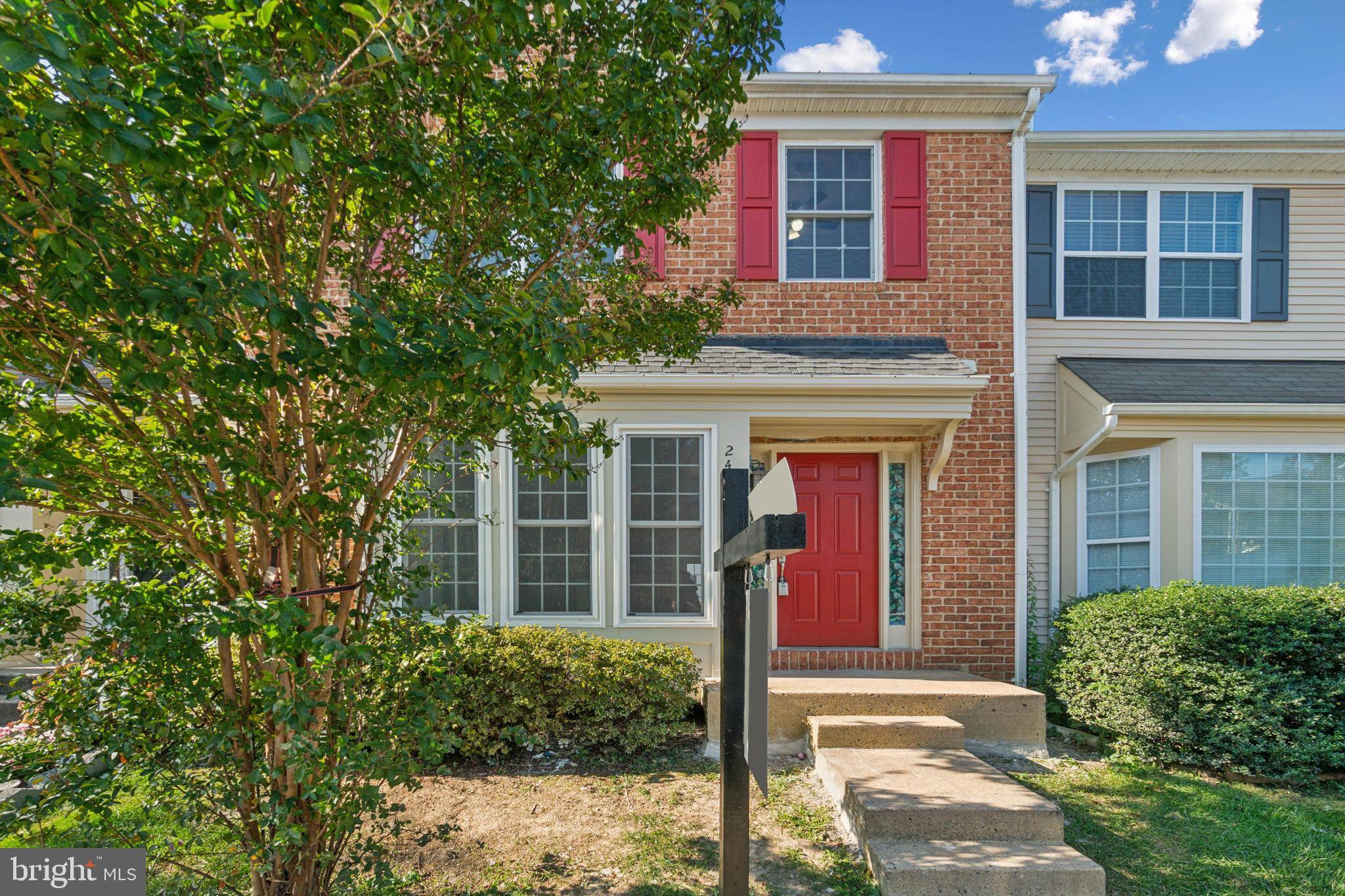 Herndon, VA 20171,2484 WHEAT MEADOW CIR