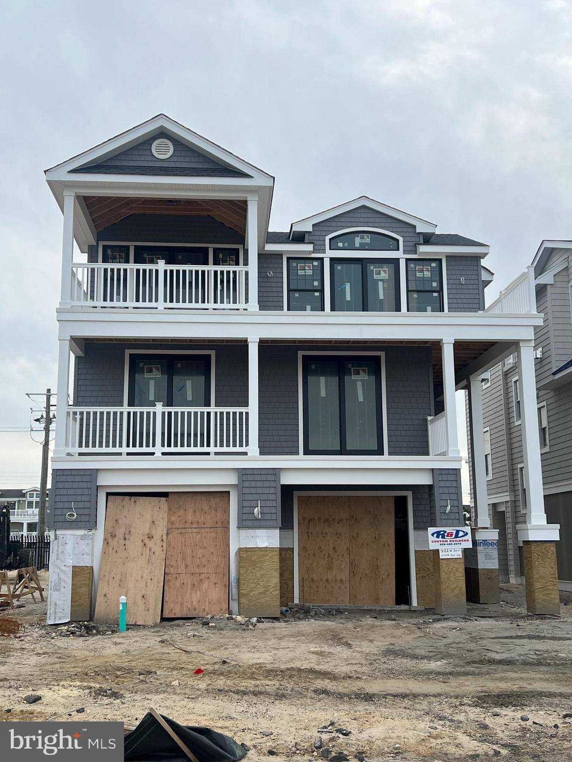 Beach Haven, NJ 08008,322 THIRD ST