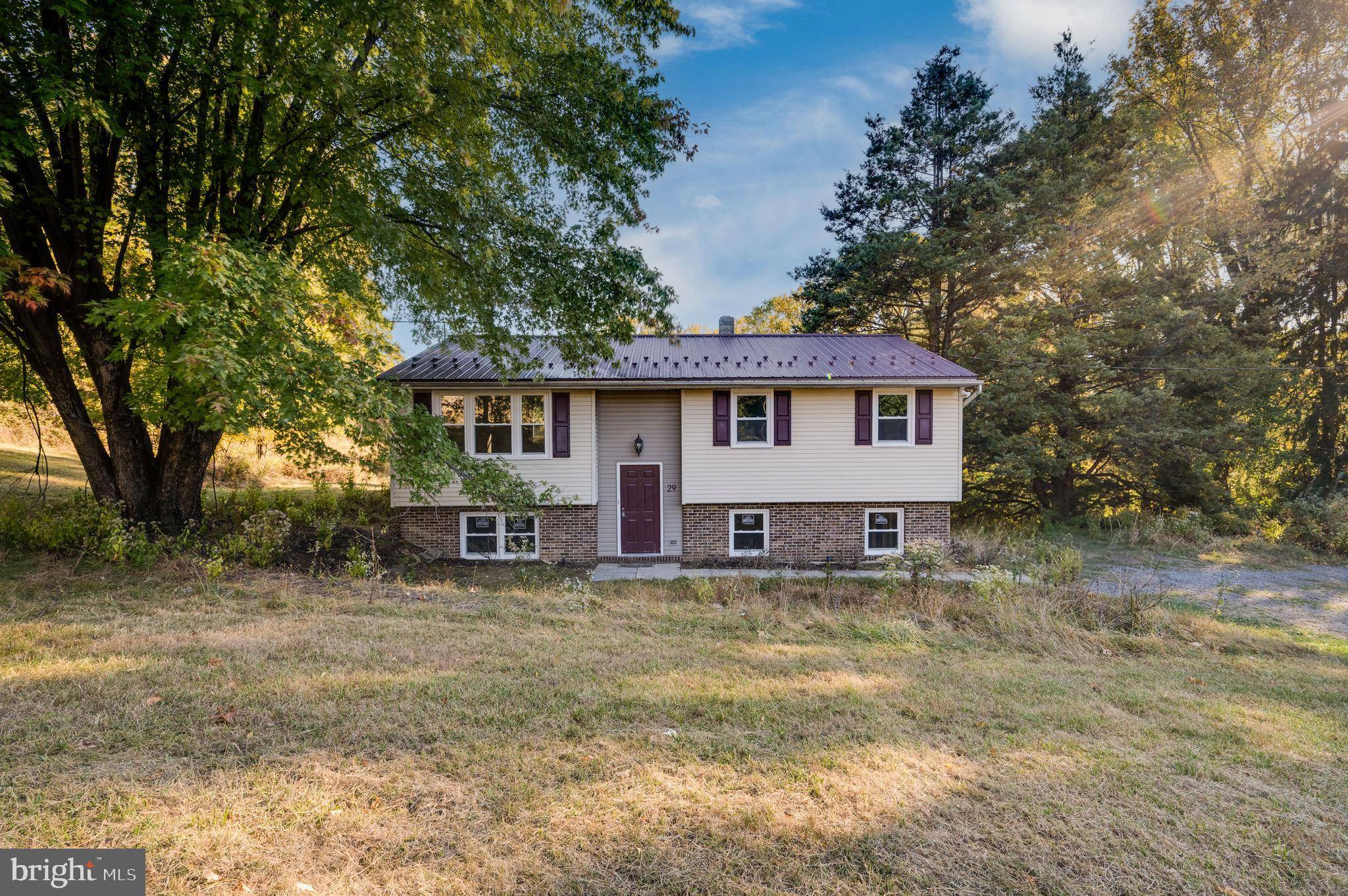 Reading, PA 19606,29 WOLTERS LN