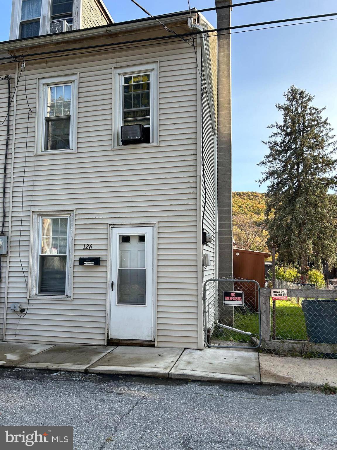 Ashland, PA 17921,126 MIDDLE ST