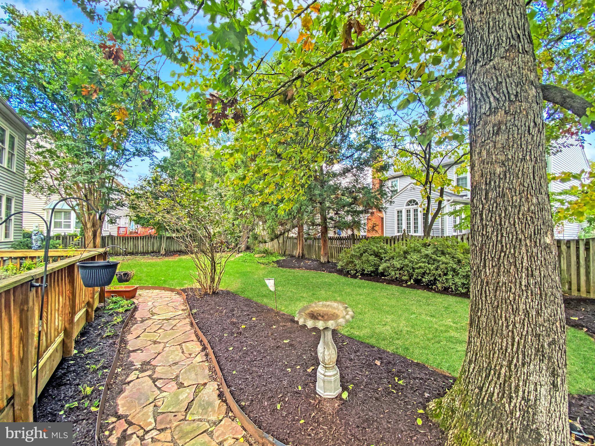 Centreville, VA 20121,6613 OAK ROCK CT