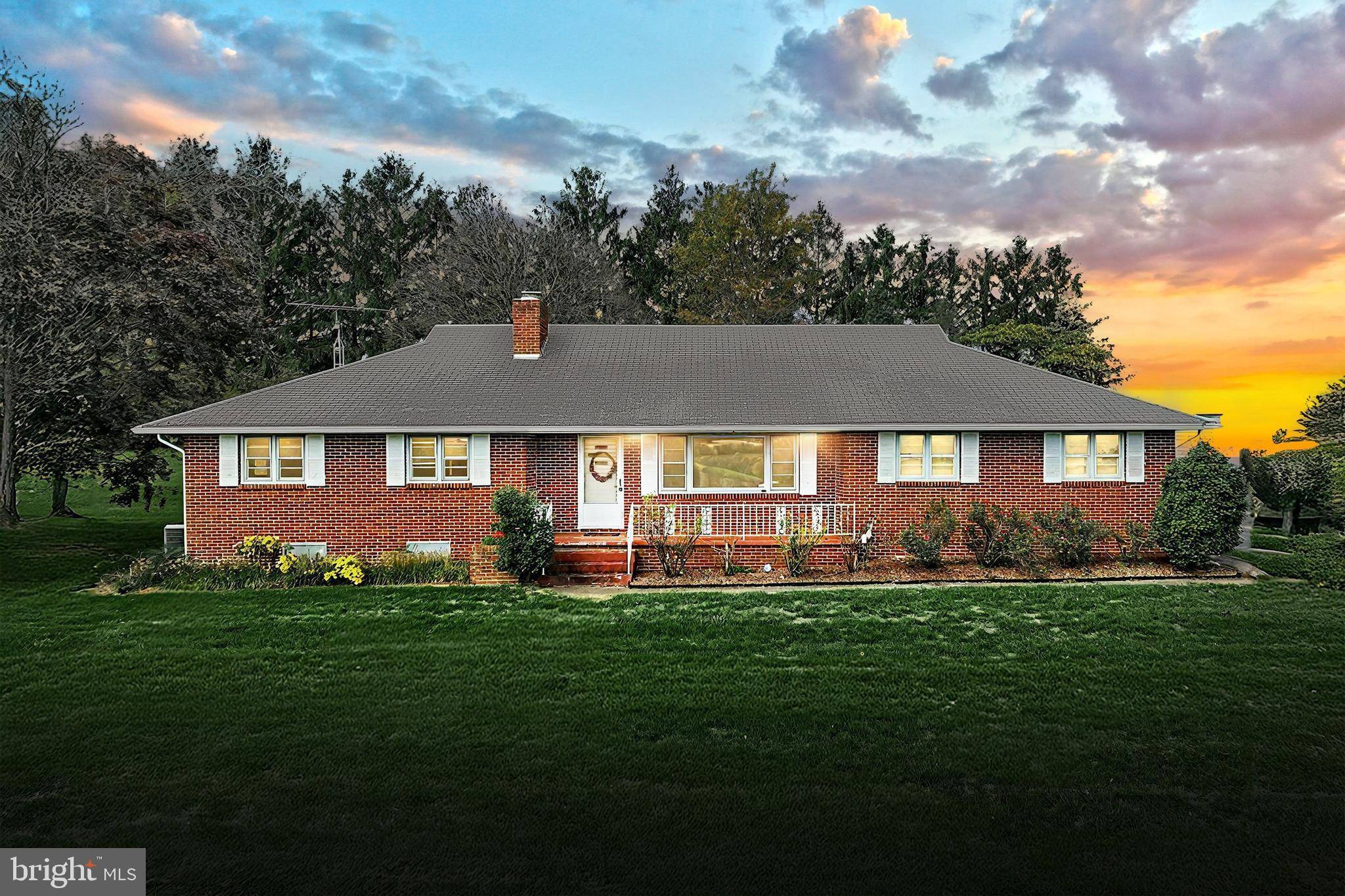 Seven Valleys, PA 17360,424 RIDGEVIEW RD