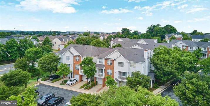 Herndon, VA 20171,2428 COOPERS BRANCH CT #2428