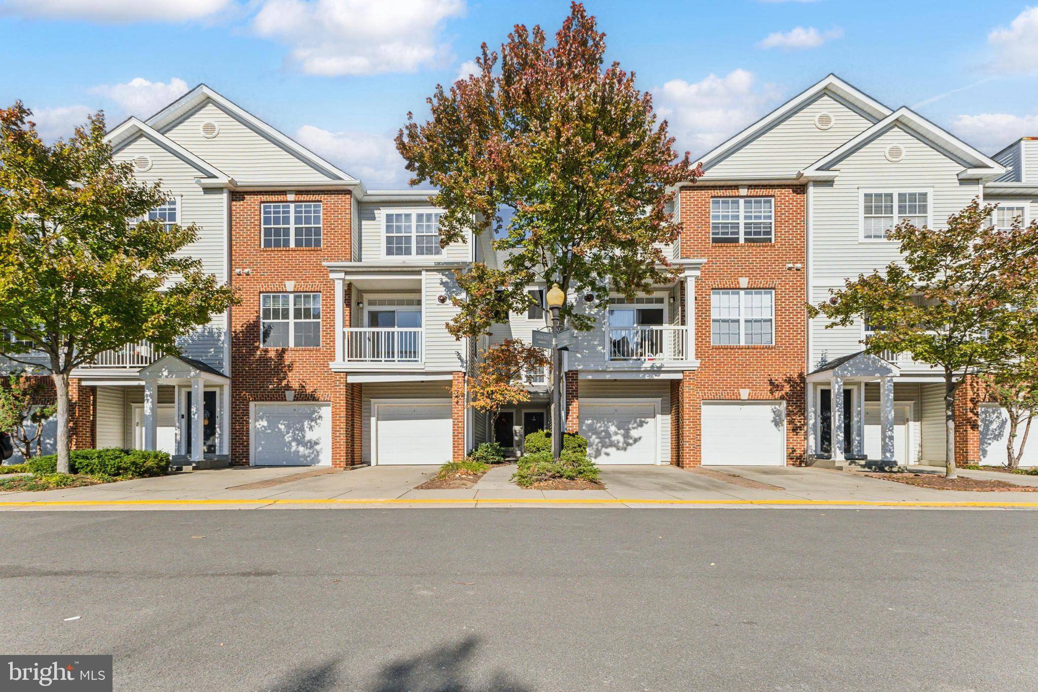 Herndon, VA 20171,2428 COOPERS BRANCH CT #2428