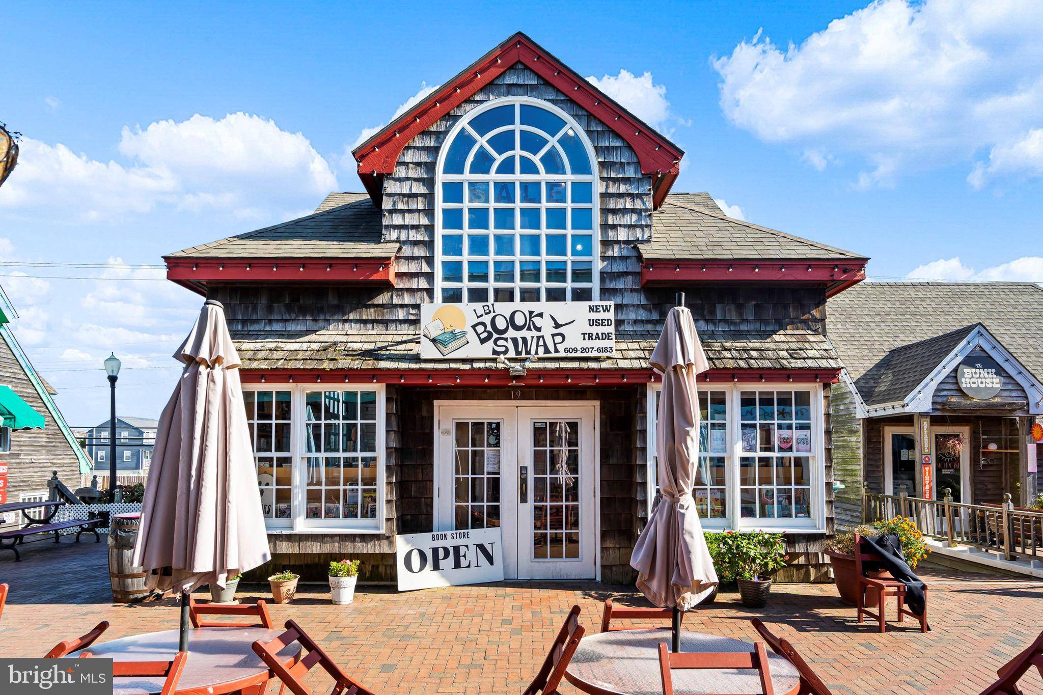 Beach Haven, NJ 08008,325 9TH STREET