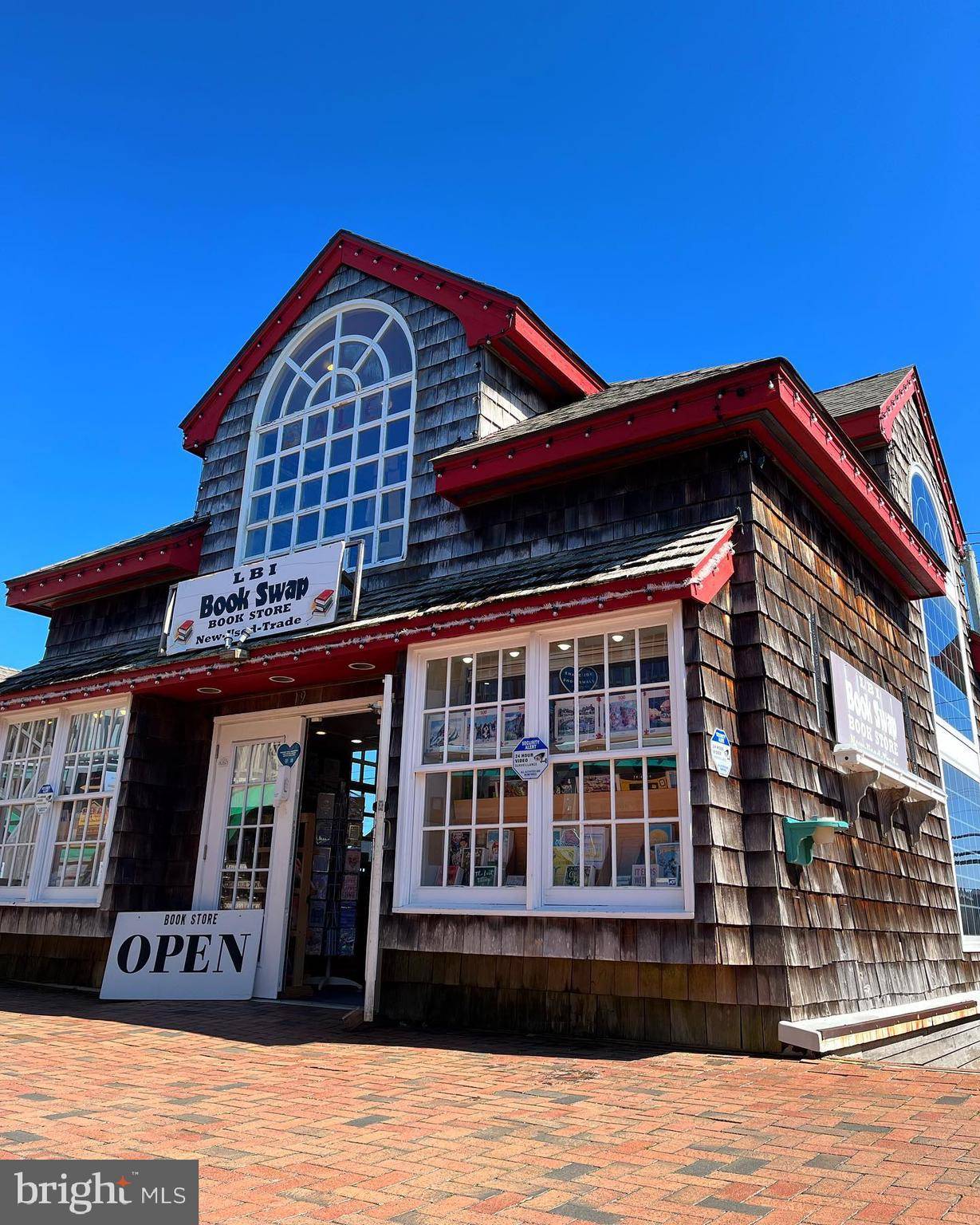 Beach Haven, NJ 08008,325 9TH STREET