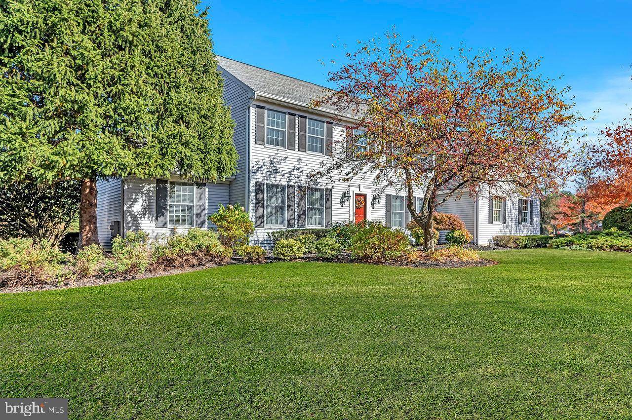 Princeton Junction, NJ 08550,14 BARRINGTON DR