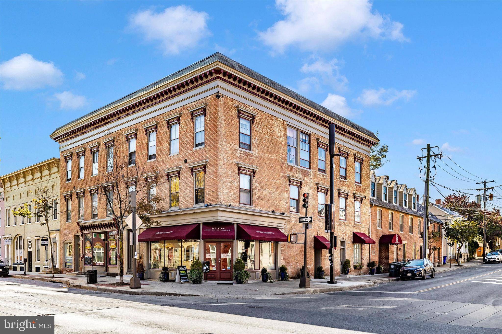 Frederick, MD 21701,10 W ALL SAINTS ST W #305