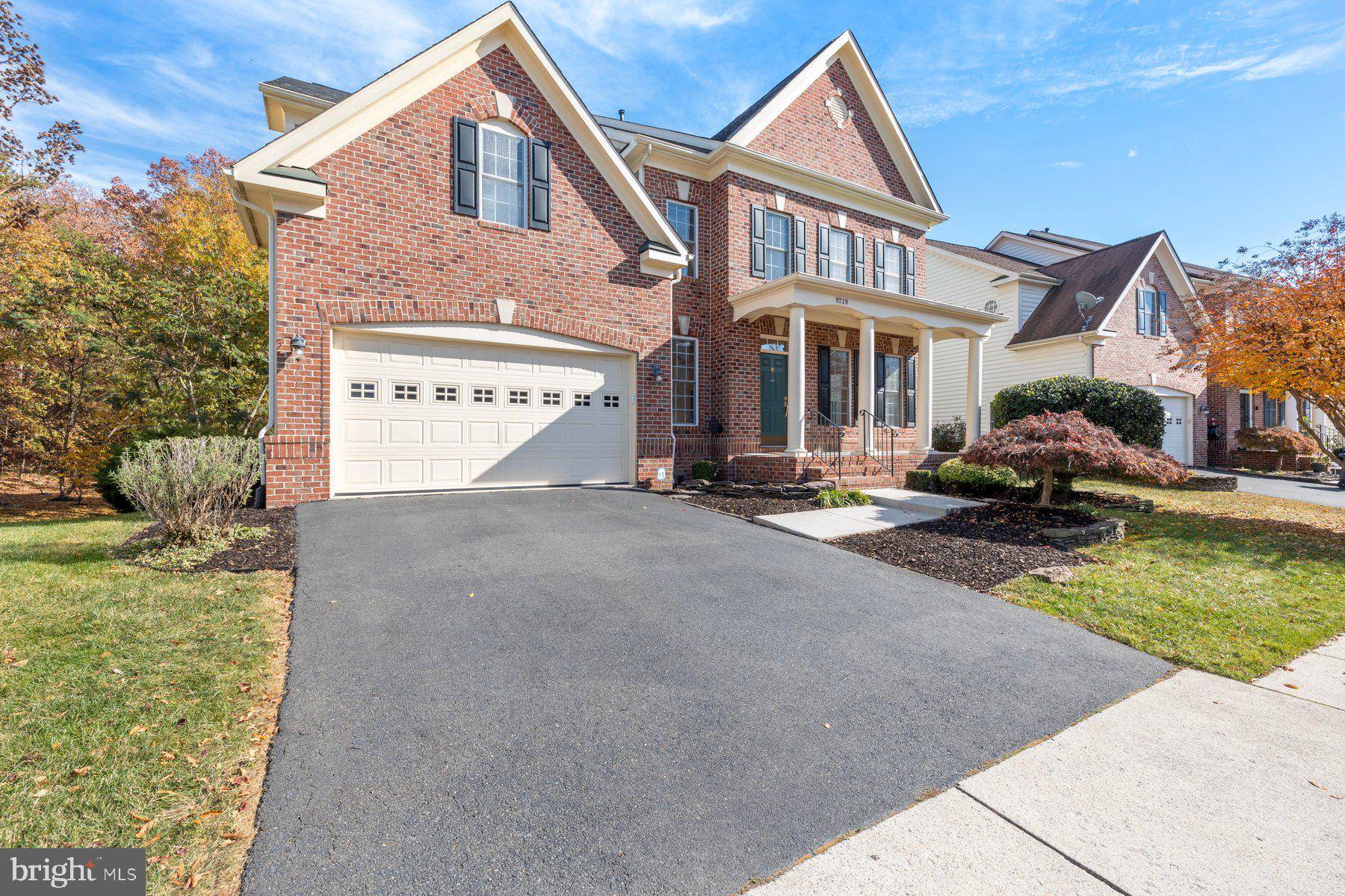 Lorton, VA 22079,9219 TREASURE OAK CT