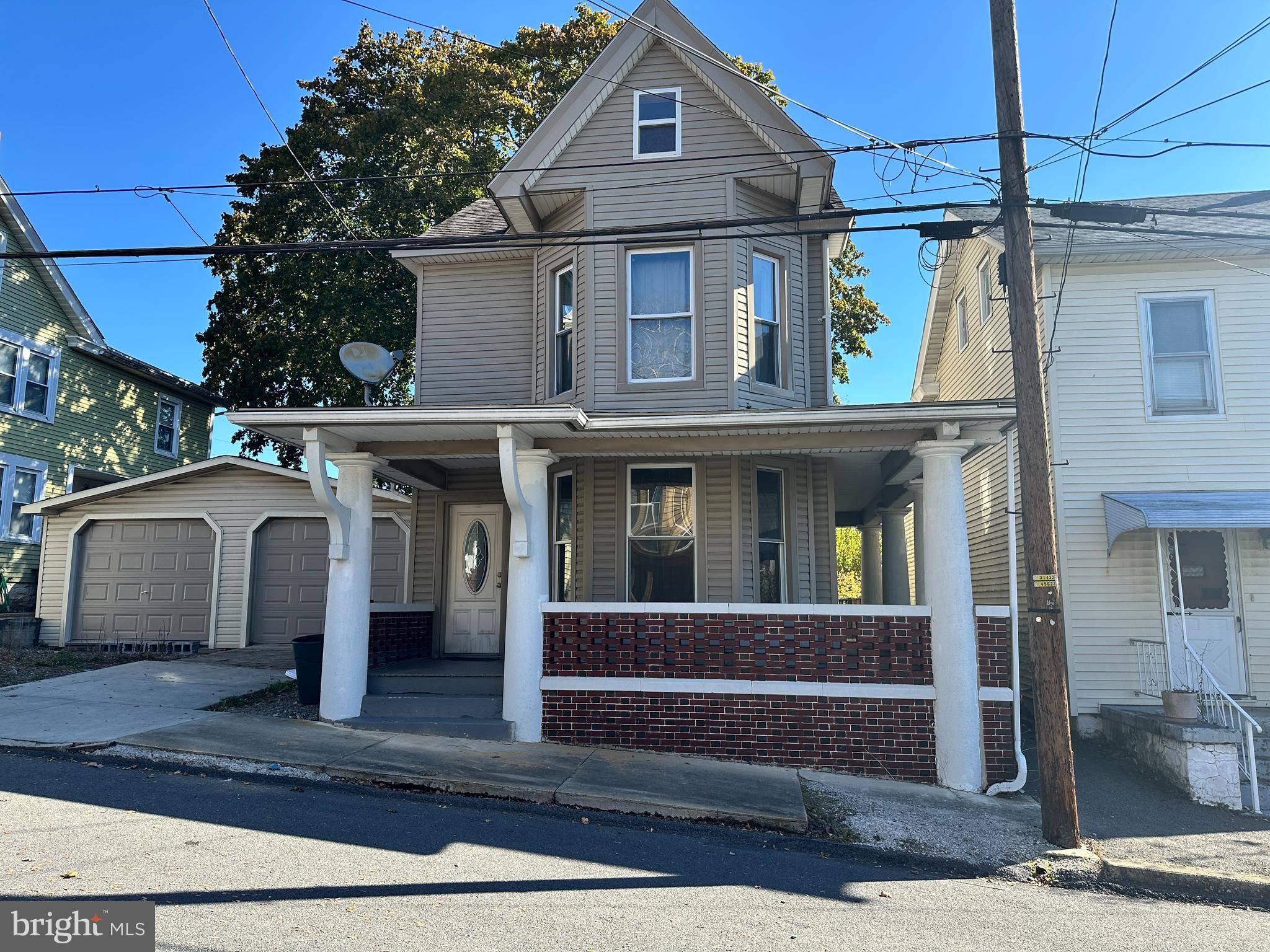 Williamstown, PA 17098,129 EAST ST