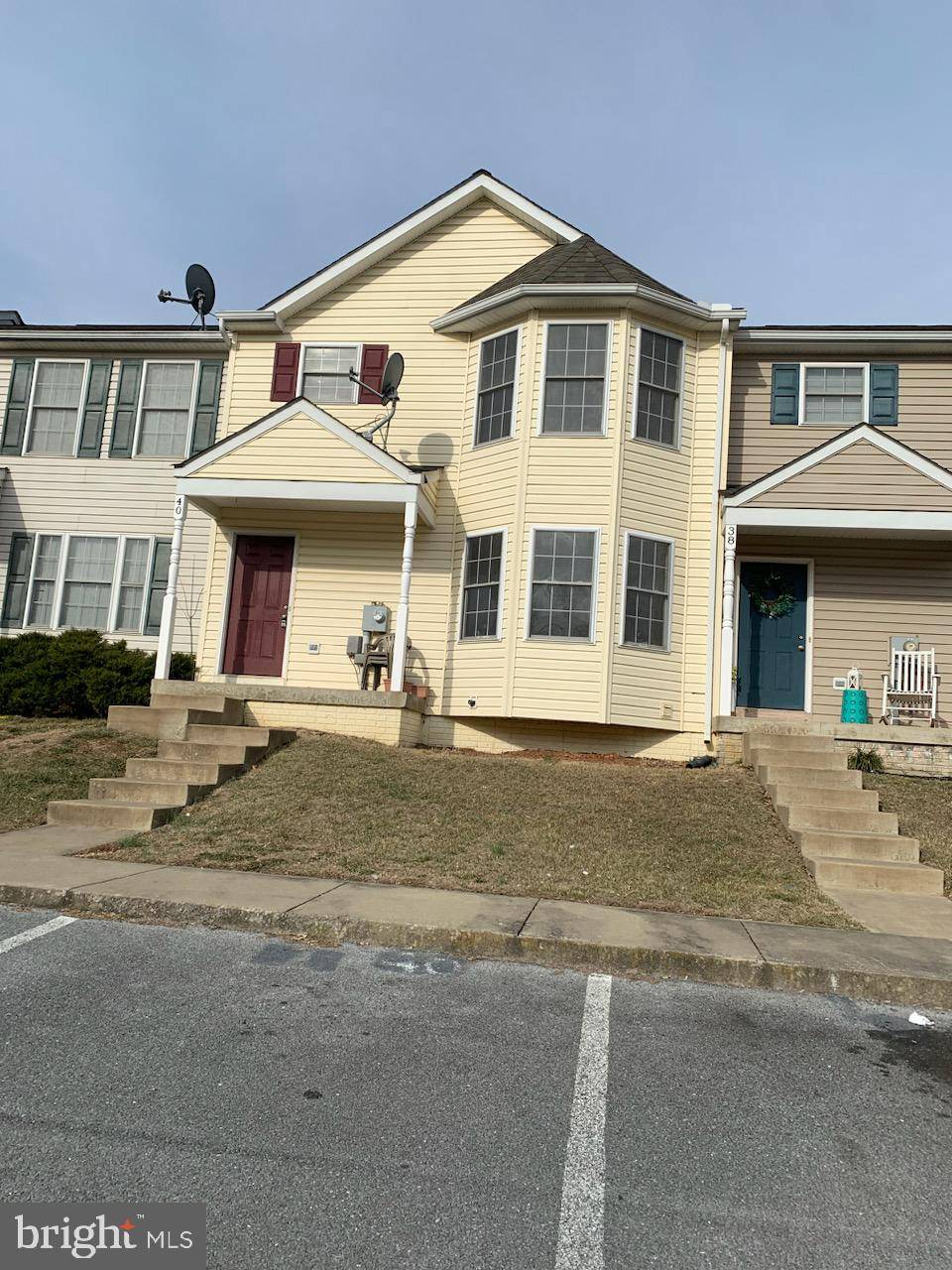 Martinsburg, WV 25405,40 ARGON DR