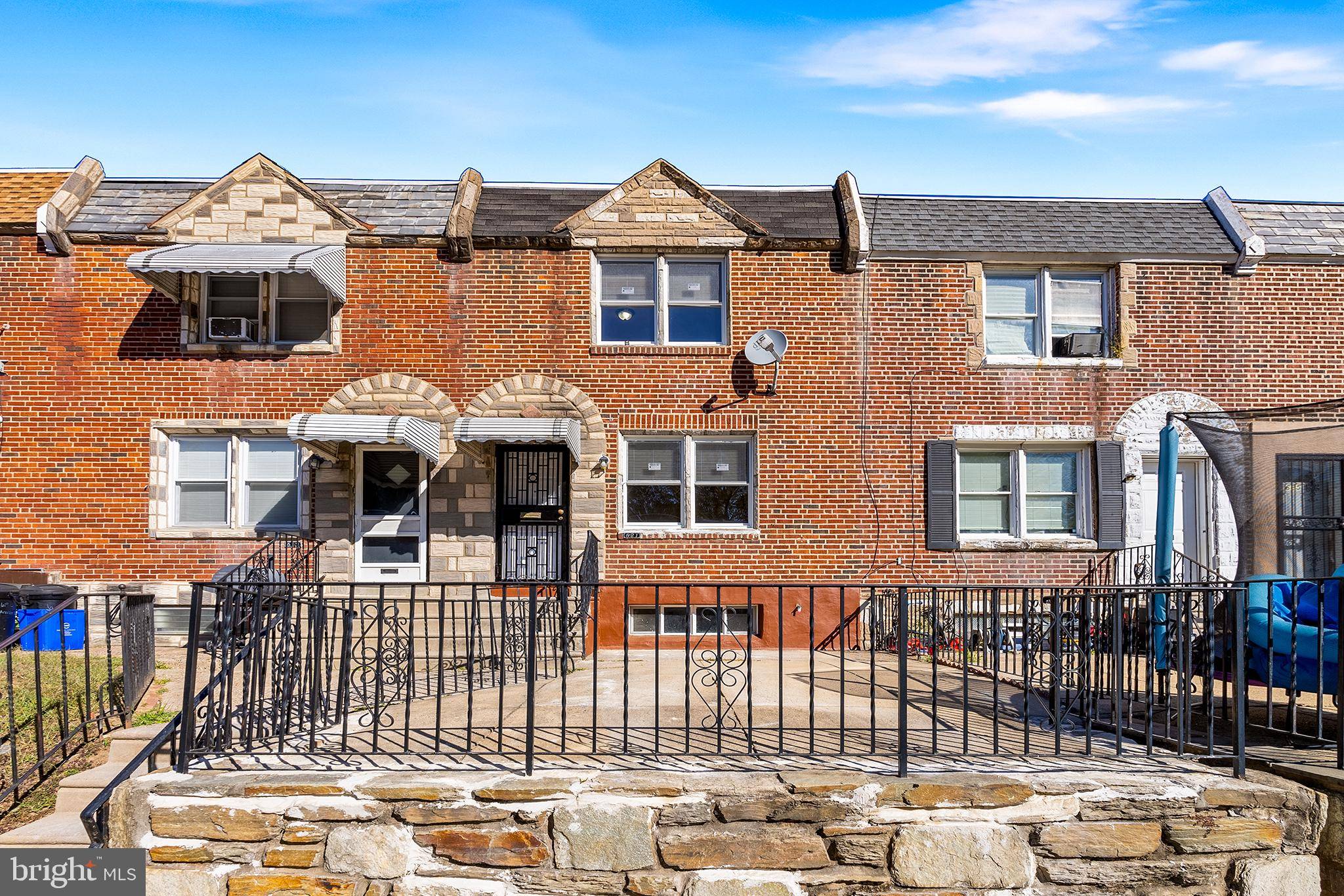 Philadelphia, PA 19120,621 E ANNSBURY ST