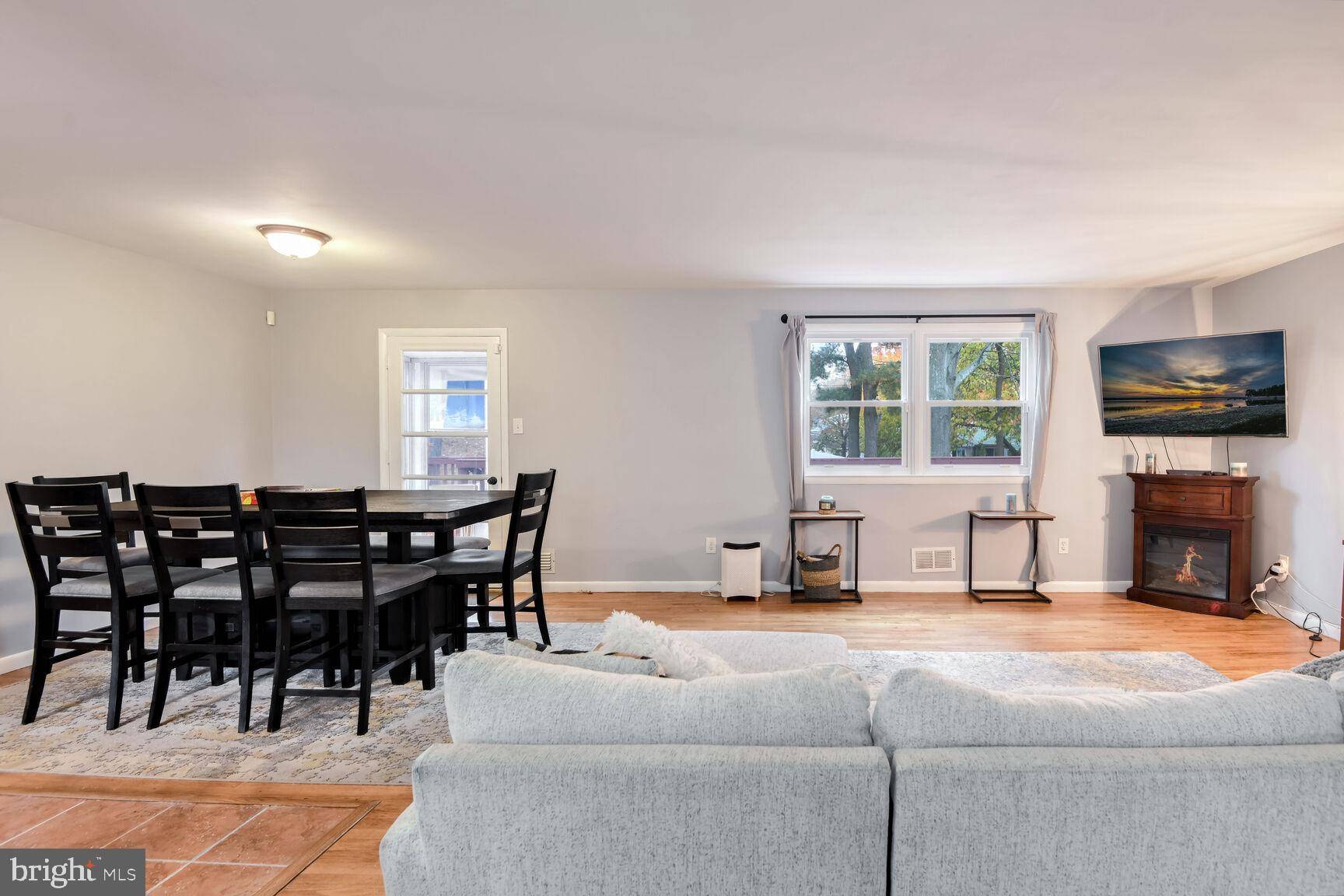 Odenton, MD 21113,493 SAINT BARBARA LN