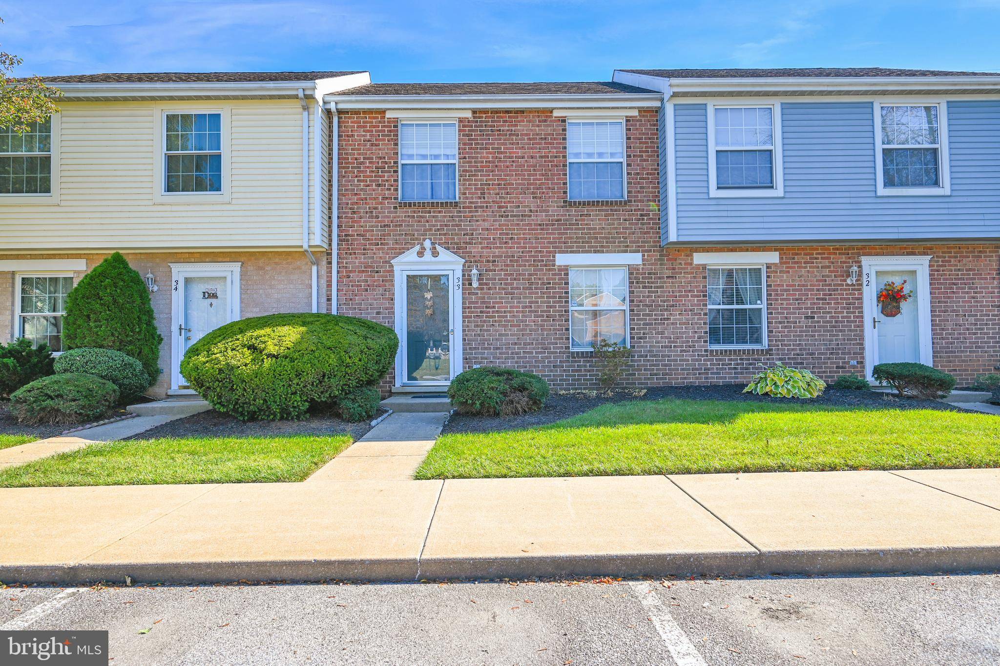 York, PA 17404,33 WILLIAMSTOWN CIR #33