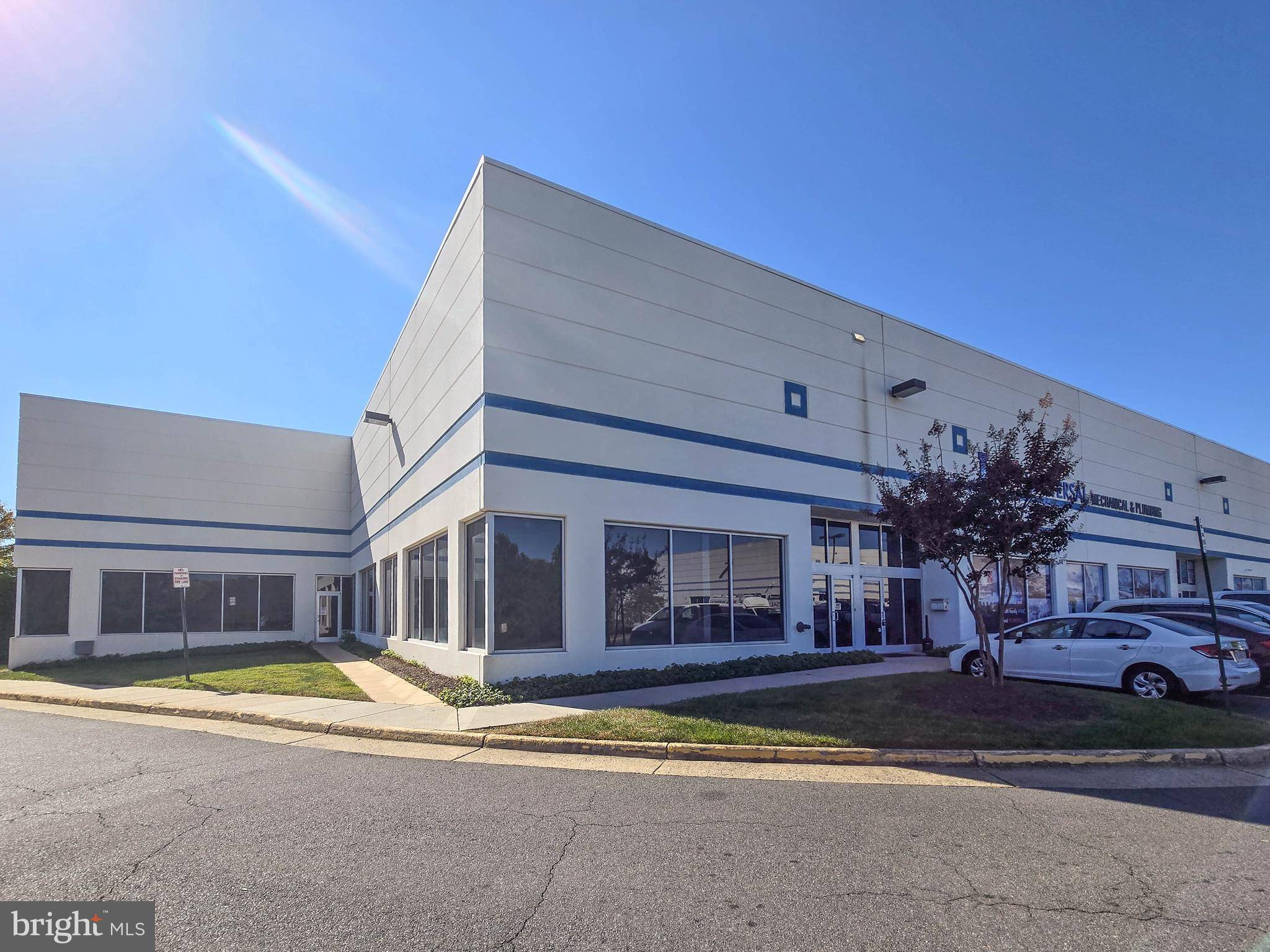 Chantilly, VA 20151,3852 DULLES SOUTH CT #J (B-10)