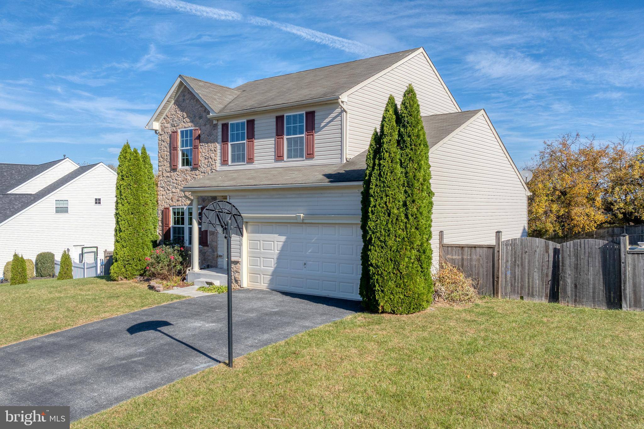 Hanover, PA 17331,2258 WATER GARDEN DR