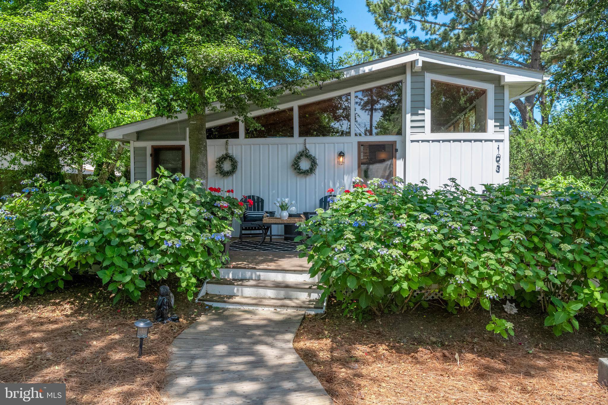 Dewey Beach, DE 19971,103 CAROLINA ST