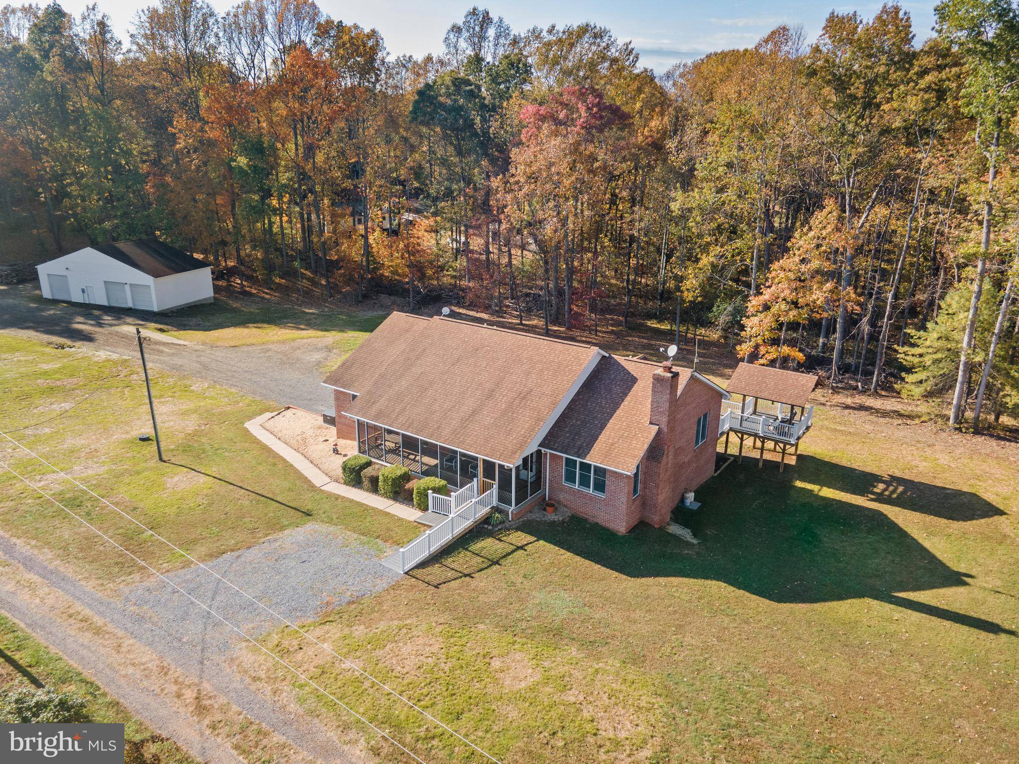 Reva, VA 22735,5203 DUNCAN TRAIL RD