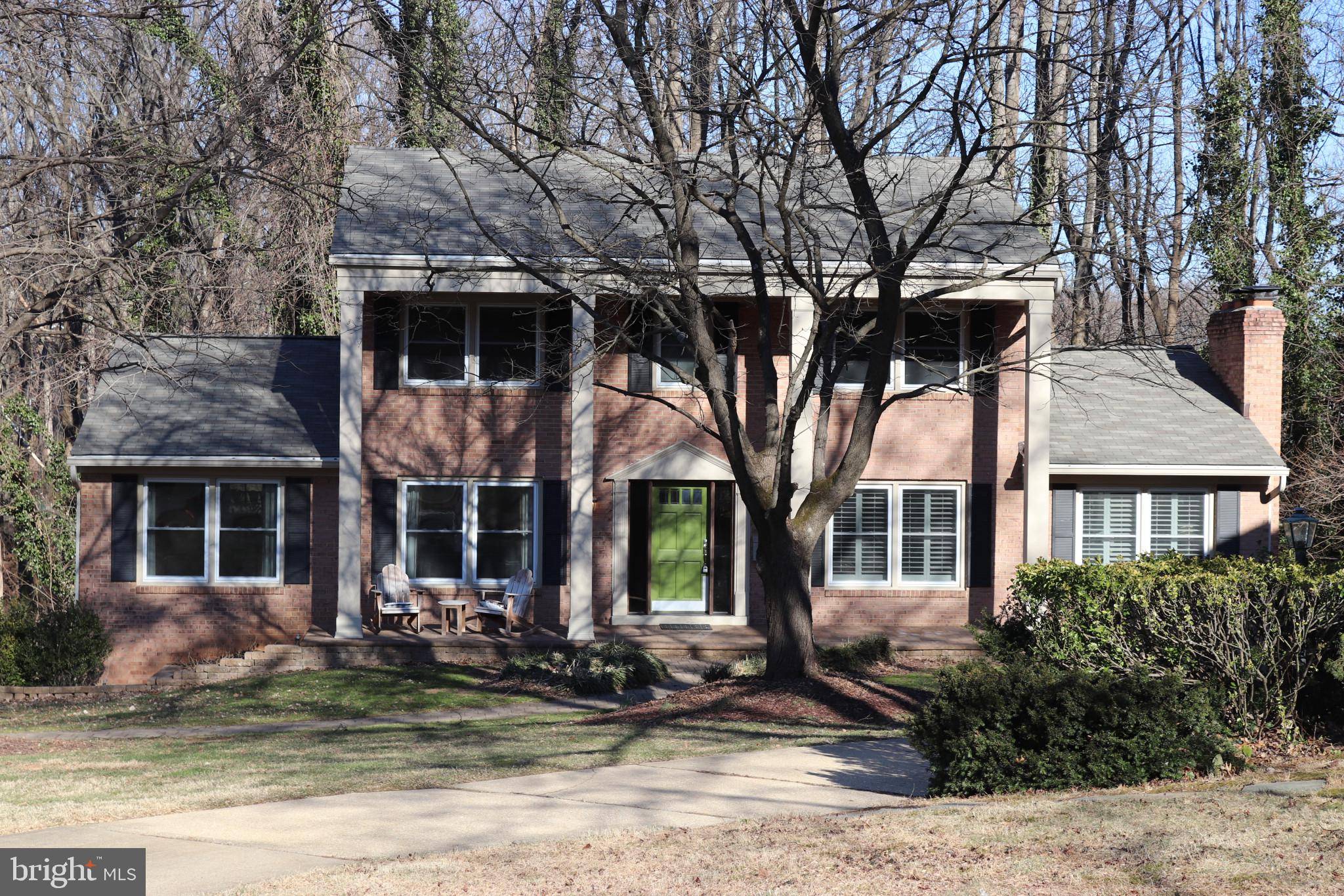 Mclean, VA 22101,1588 FOREST VILLA LN
