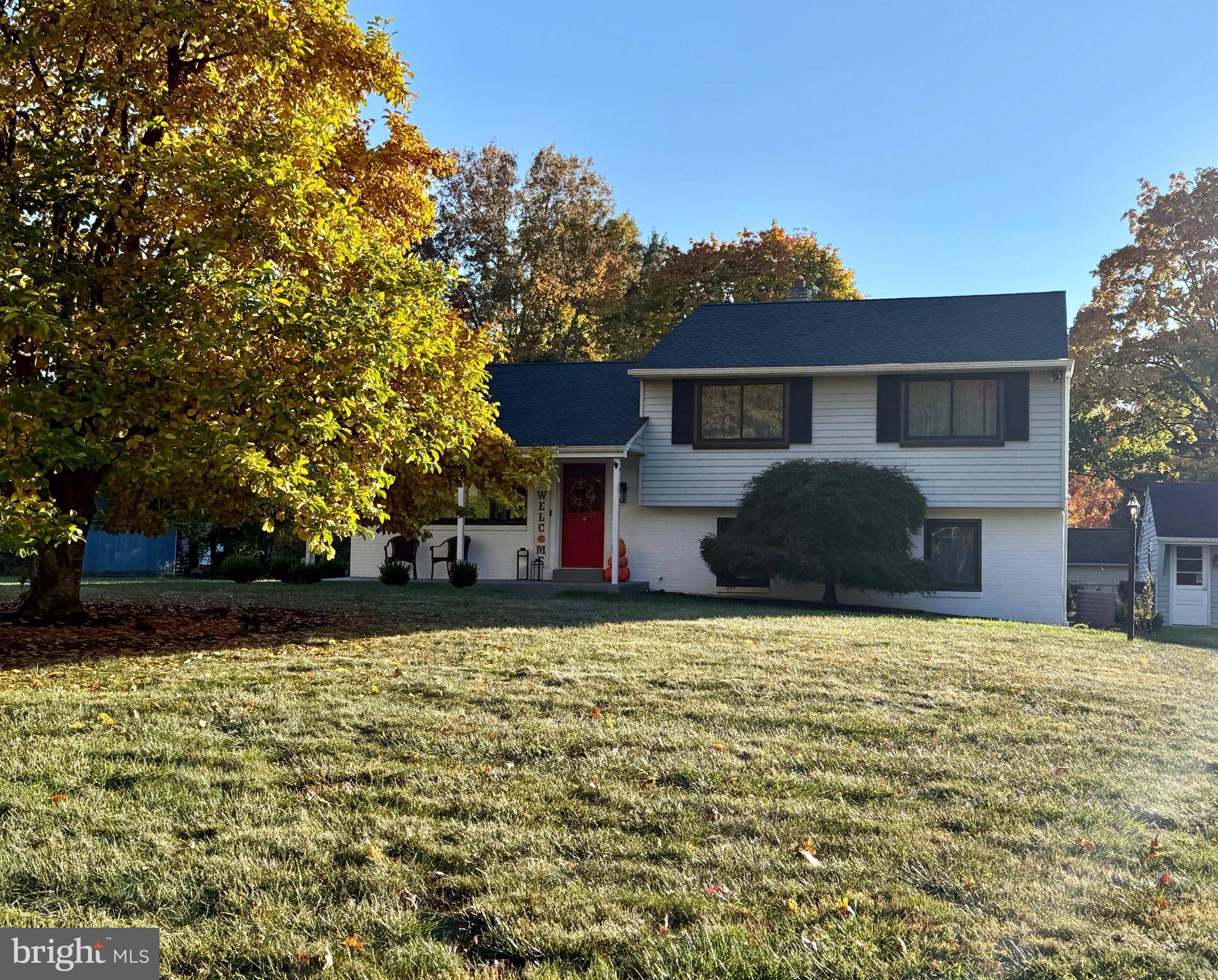 Blue Bell, PA 19422,950 NETHERWOOD DR