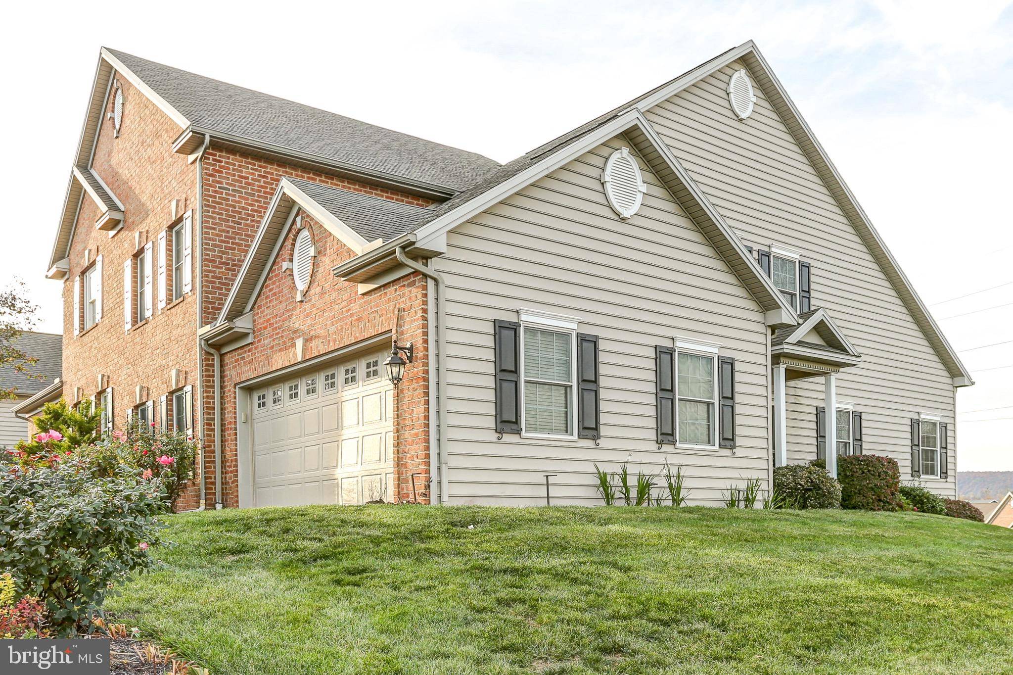 Mechanicsburg, PA 17050,1455 AMHERST CT