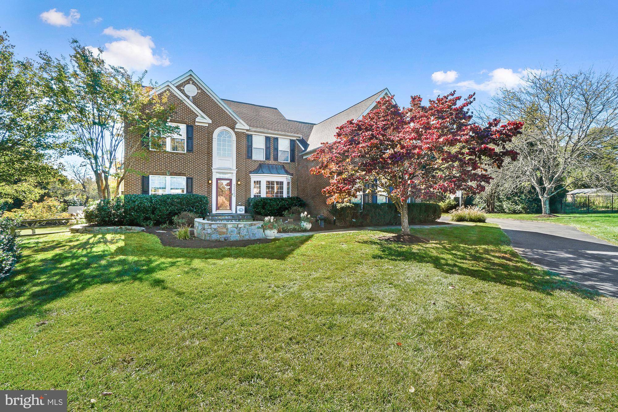 Gaithersburg, MD 20882,23605 WHITE PEACH CT