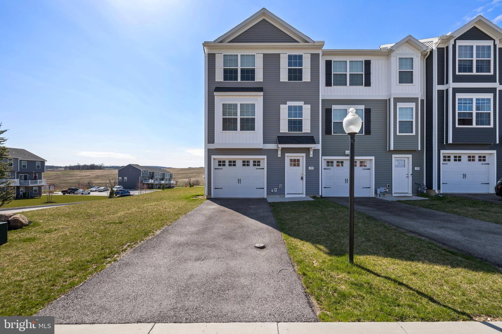 Hanover, PA 17331,74 ADMIRAL LN