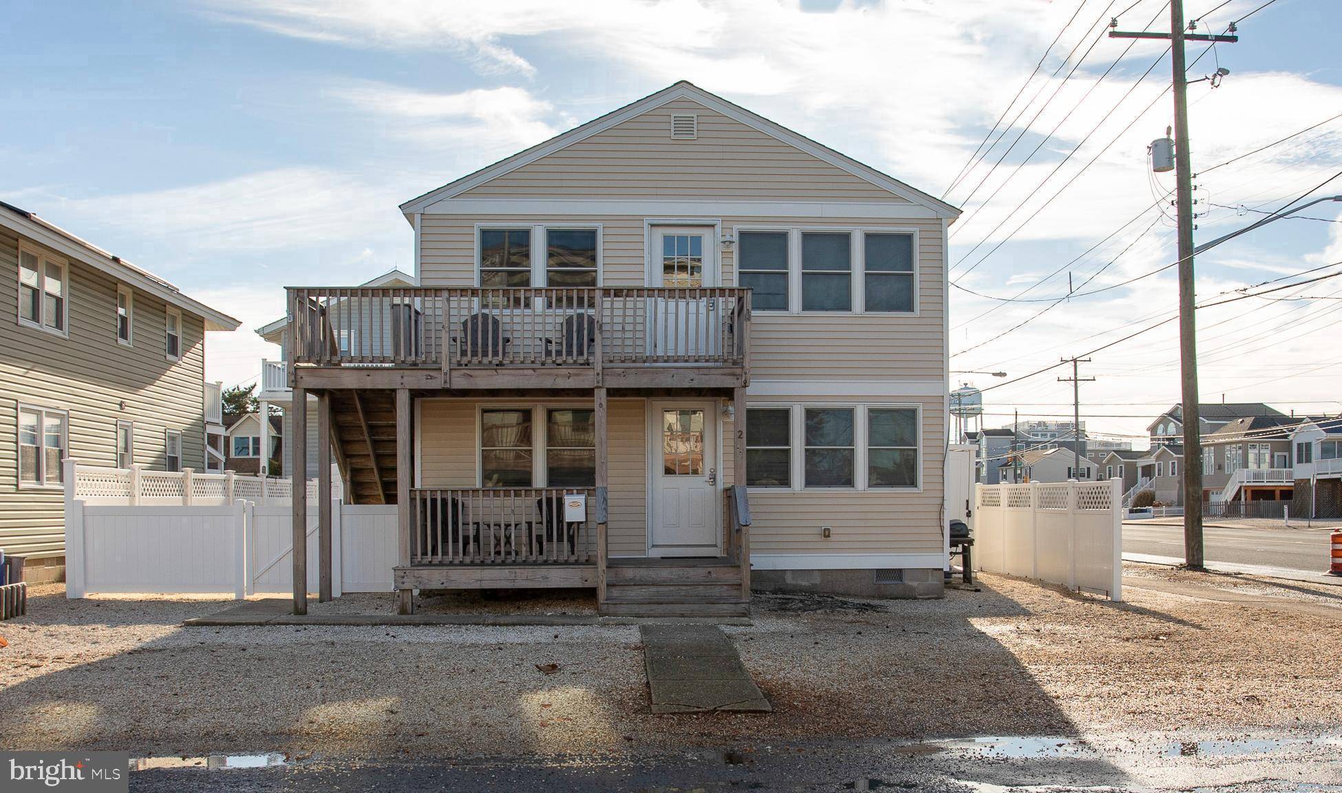 Long Beach Township, NJ 08008,2 E 52ND