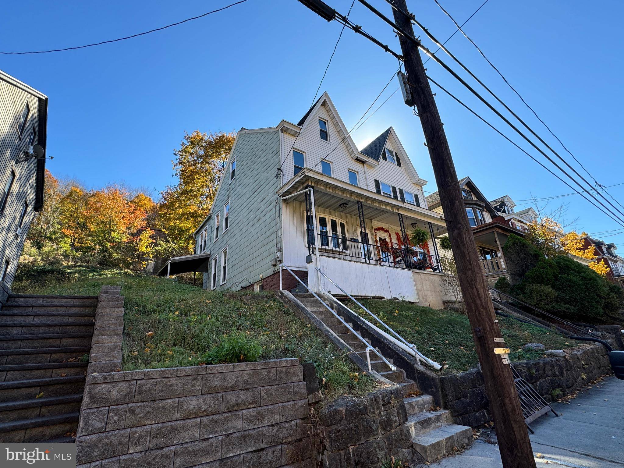 Pottsville, PA 17901,339 NICHOLS ST