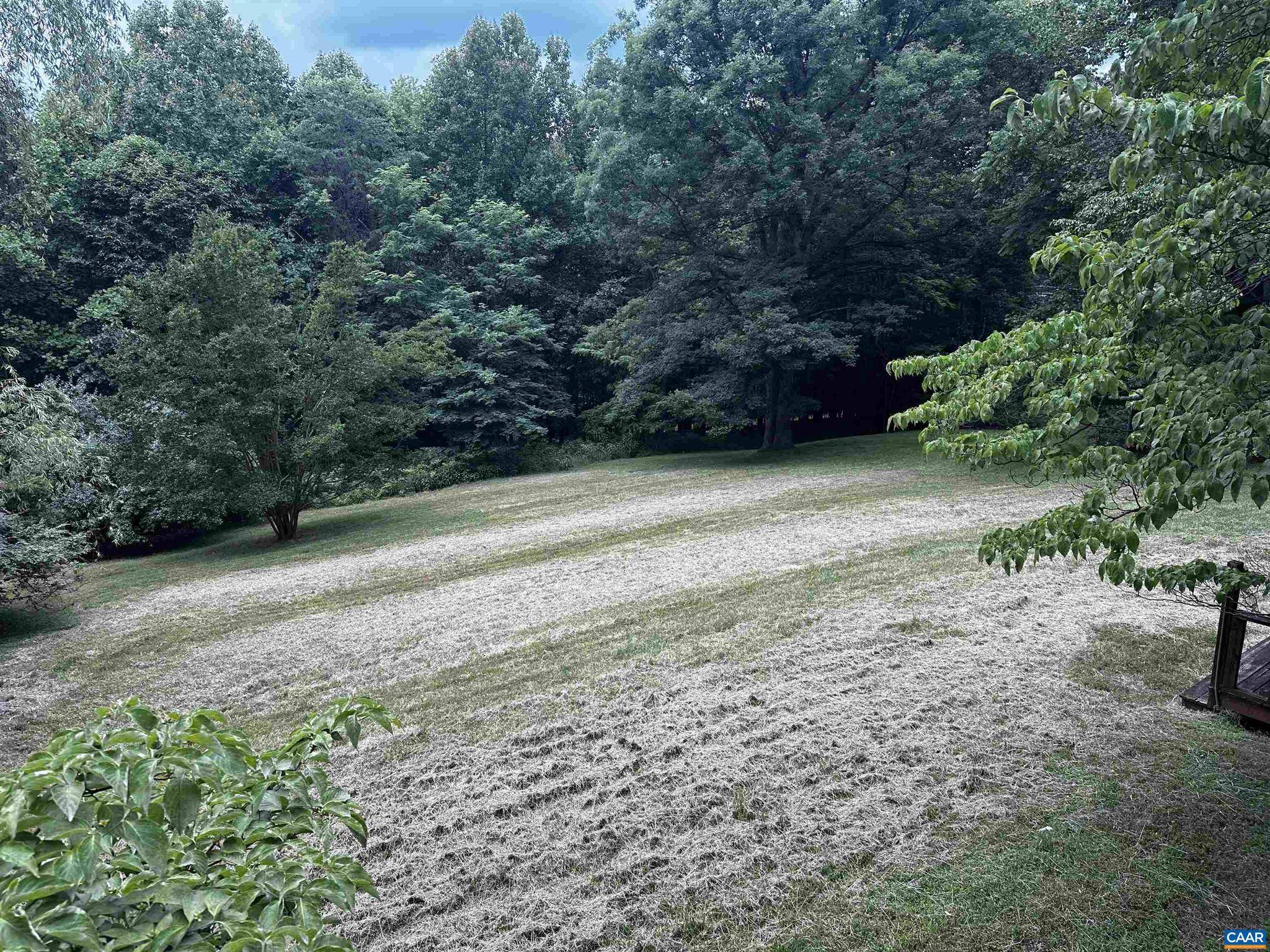 Charlottesville, VA 22903,301 GILLUMS RIDGE RD